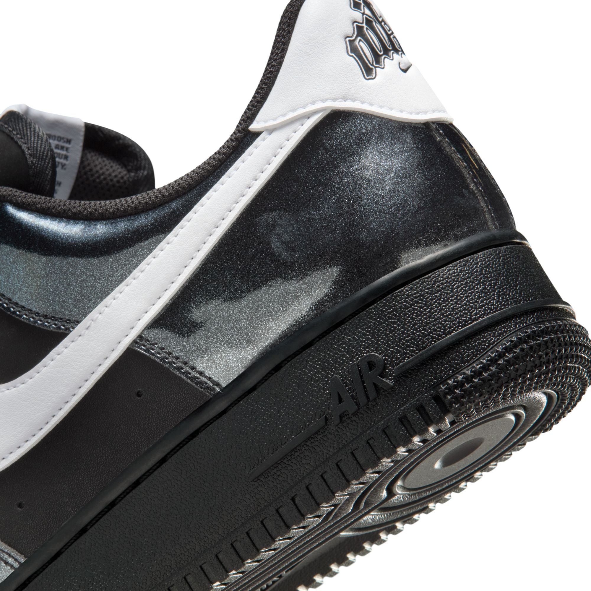 Nike Air Force 1 '07 LV8 - Men's