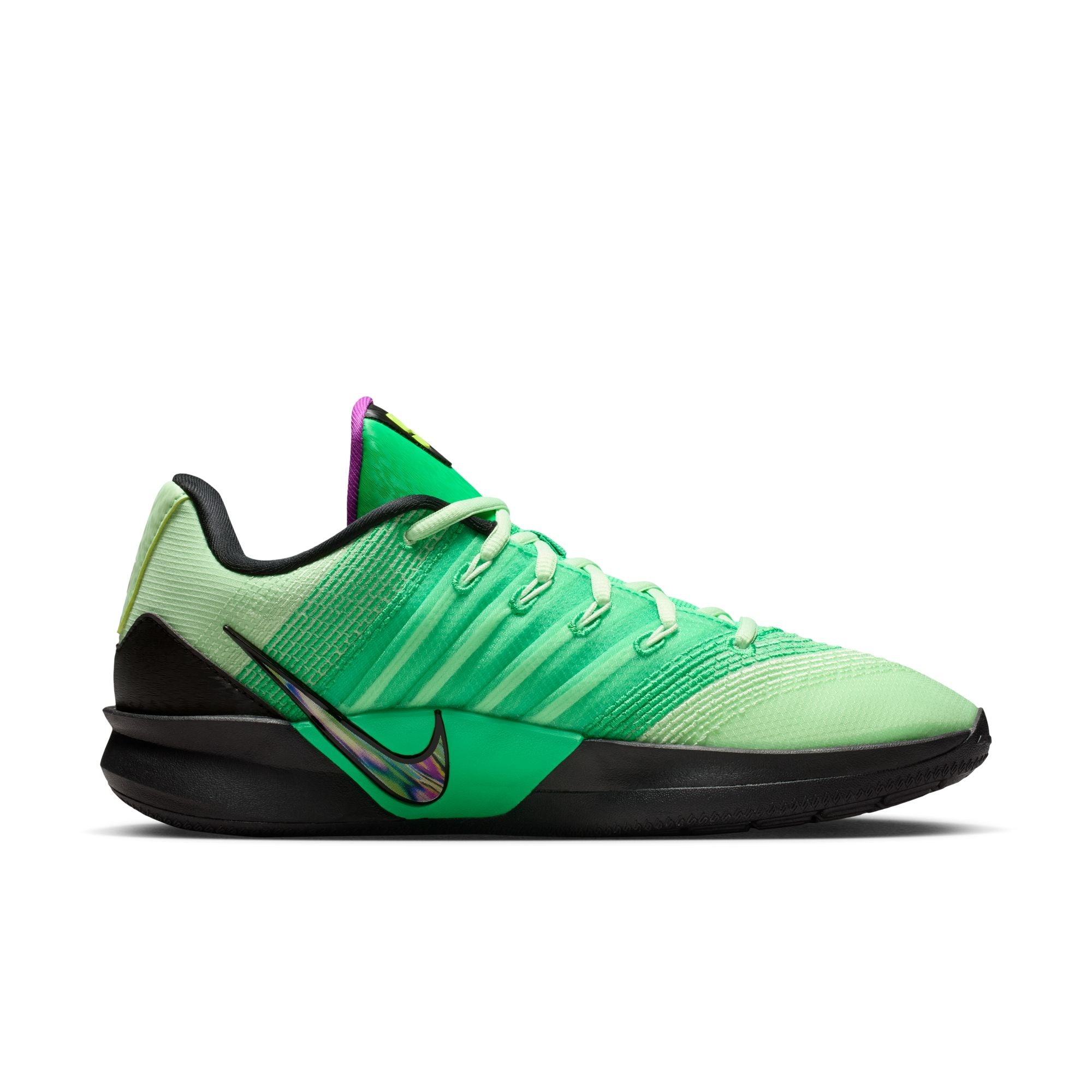 Nike Sabrina 3 
