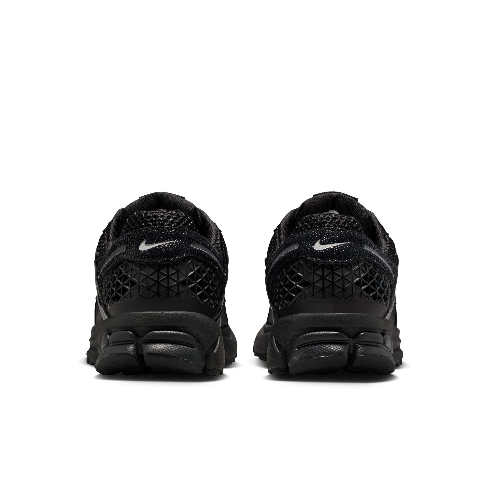 Nike Zoom Vomero 5 - Women's