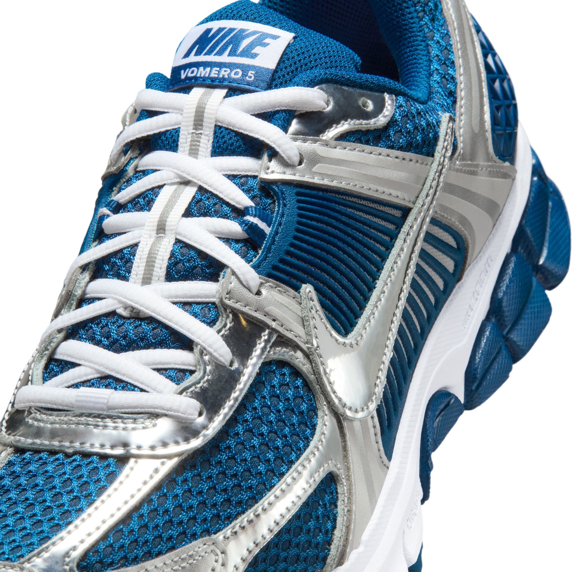 Nike Zoom Vomero 5 - Men's