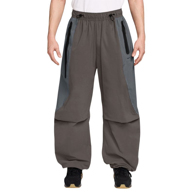 Nike Tech Men's Dri-FIT Woven Color-Block Oversized Pants