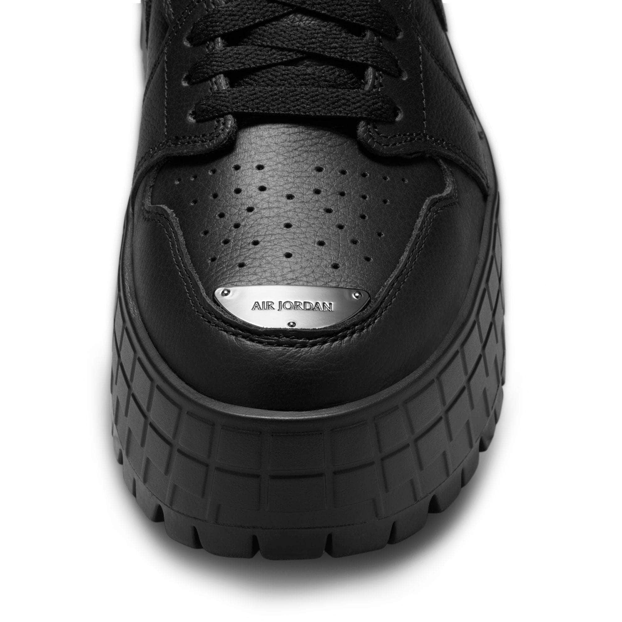 靴 Women's Air Jordan 1 Brooklyn Low Black Air Jordan 1 Brooklyn Low - Women's