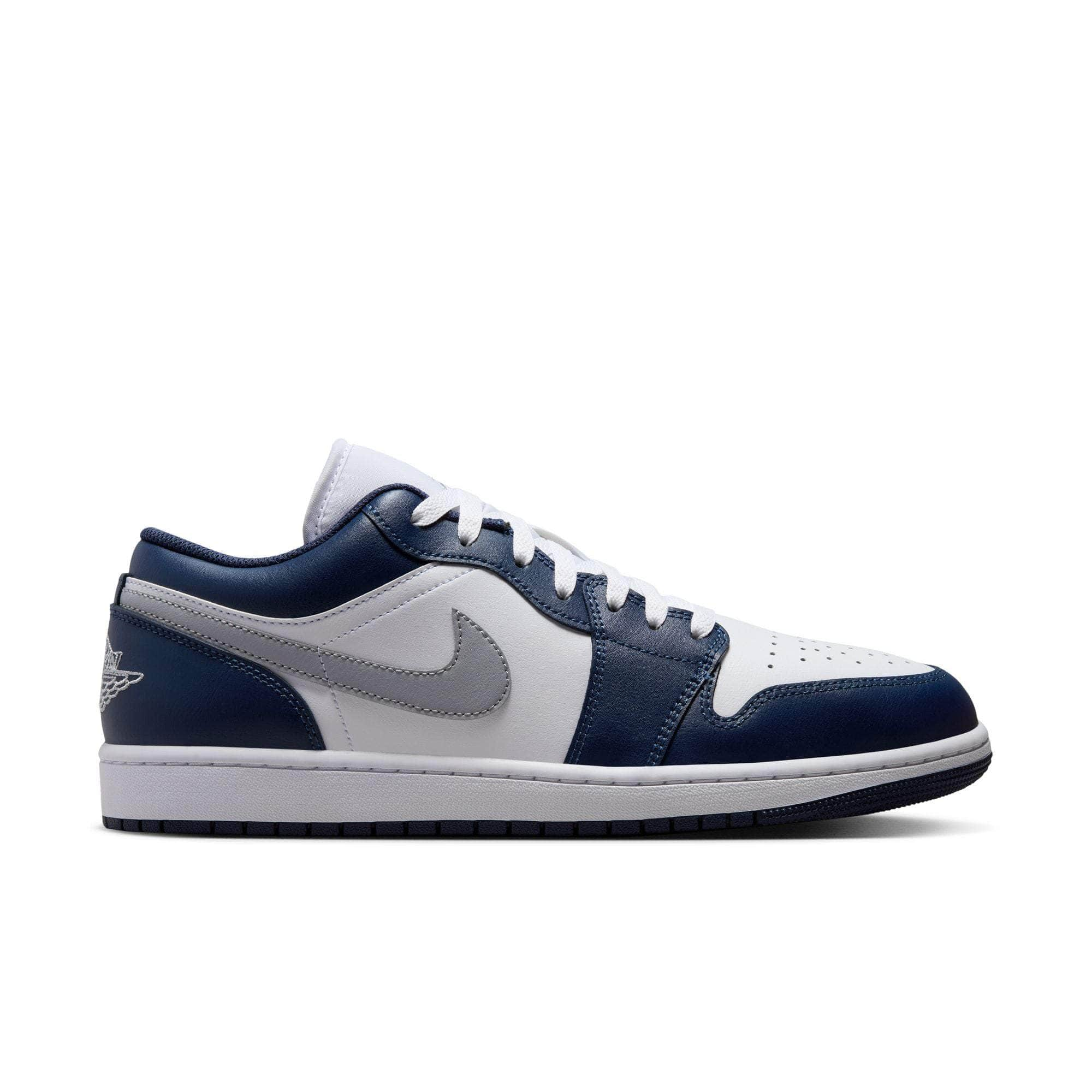 Air Jordan FOOTWEAR Air Jordan 1 Low "Midnight Navy " - Men's