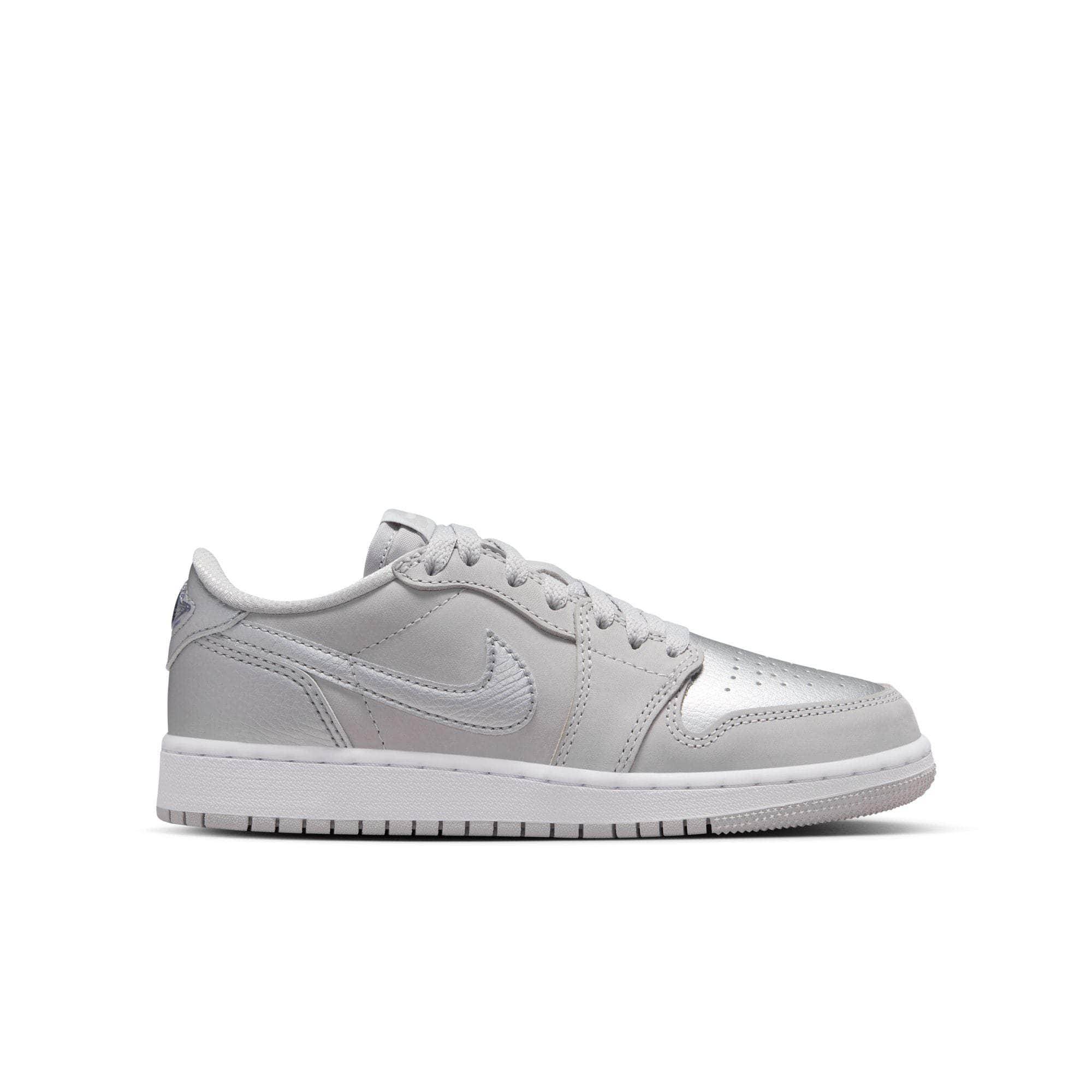 Air Jordan FOOTWEAR Air Jordan 1 Low OG "Silver" - Boy's GS