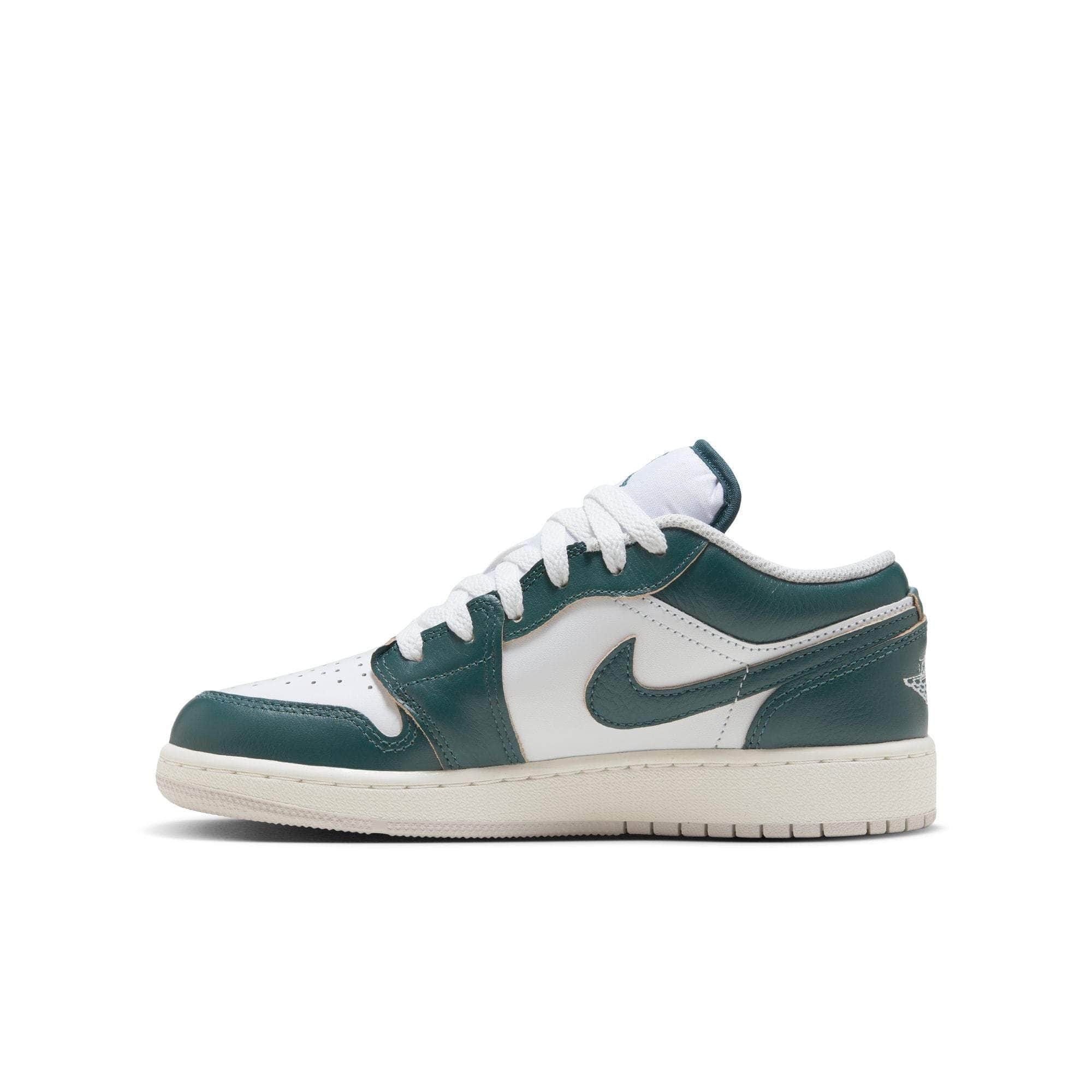 Air Jordan FOOTWEAR Air Jordan 1 Low SE - Boy's Grade School