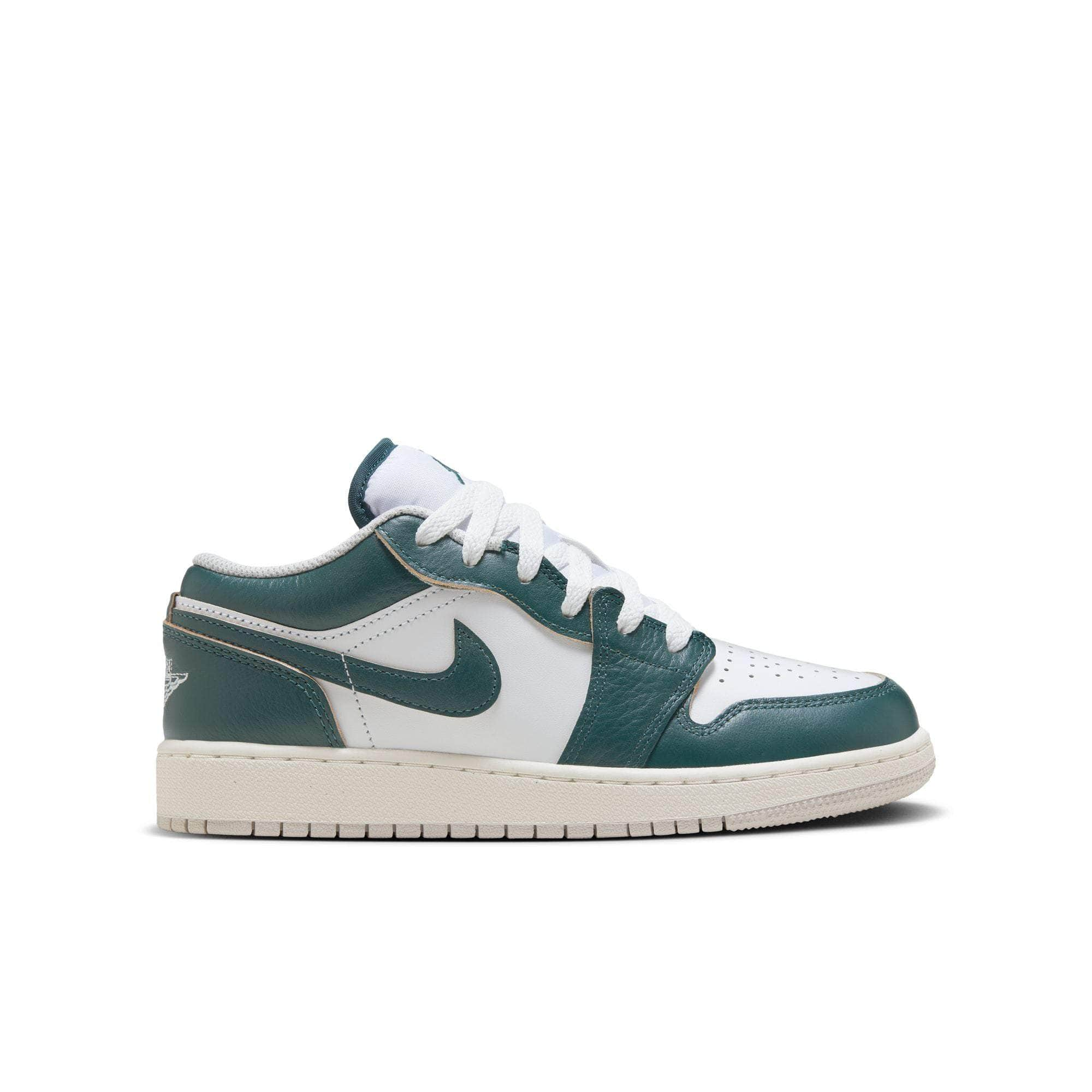 Air Jordan FOOTWEAR Air Jordan 1 Low SE - Boy's Grade School