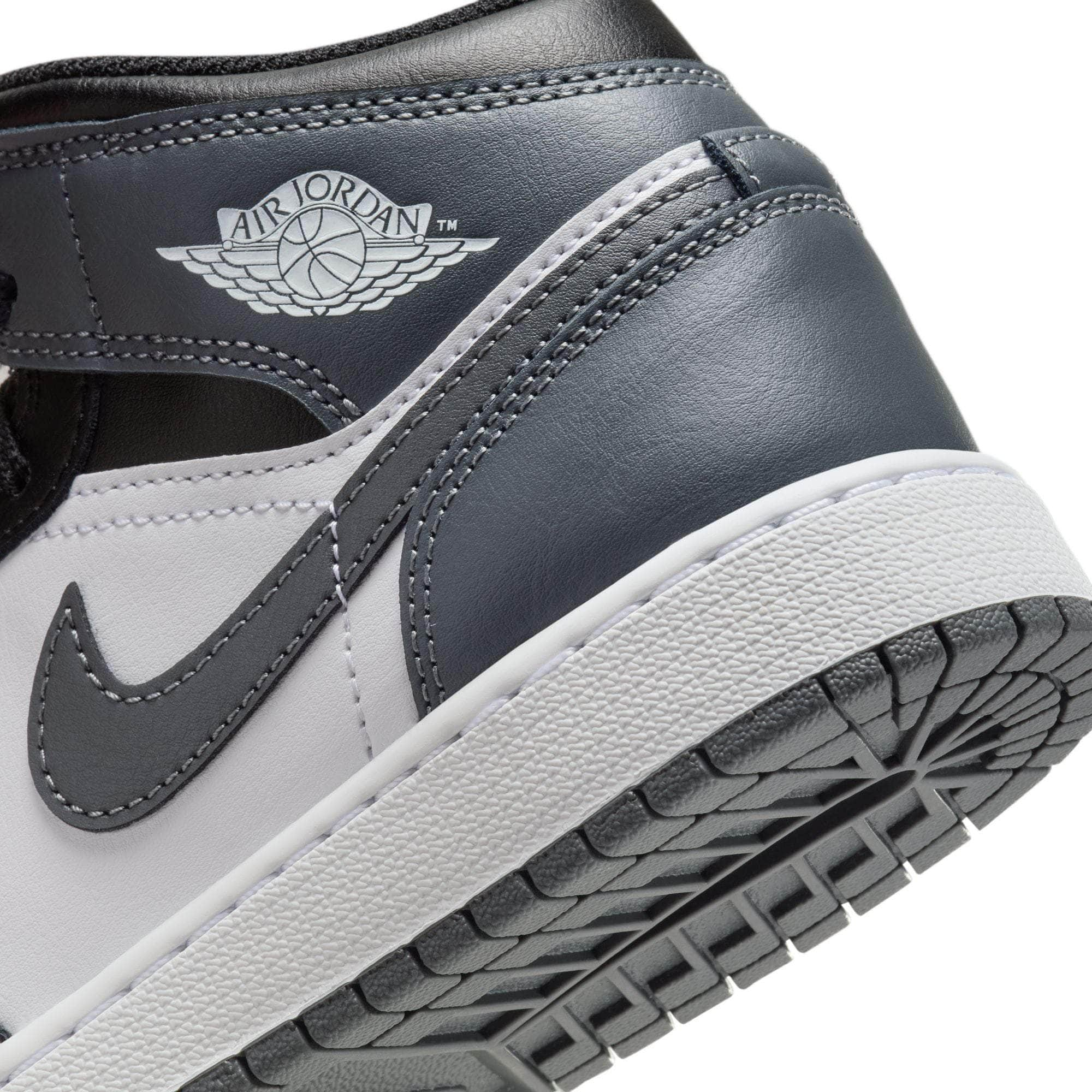 Air Jordan FOOTWEAR Air Jordan 1 Mid - Boy's Grade School