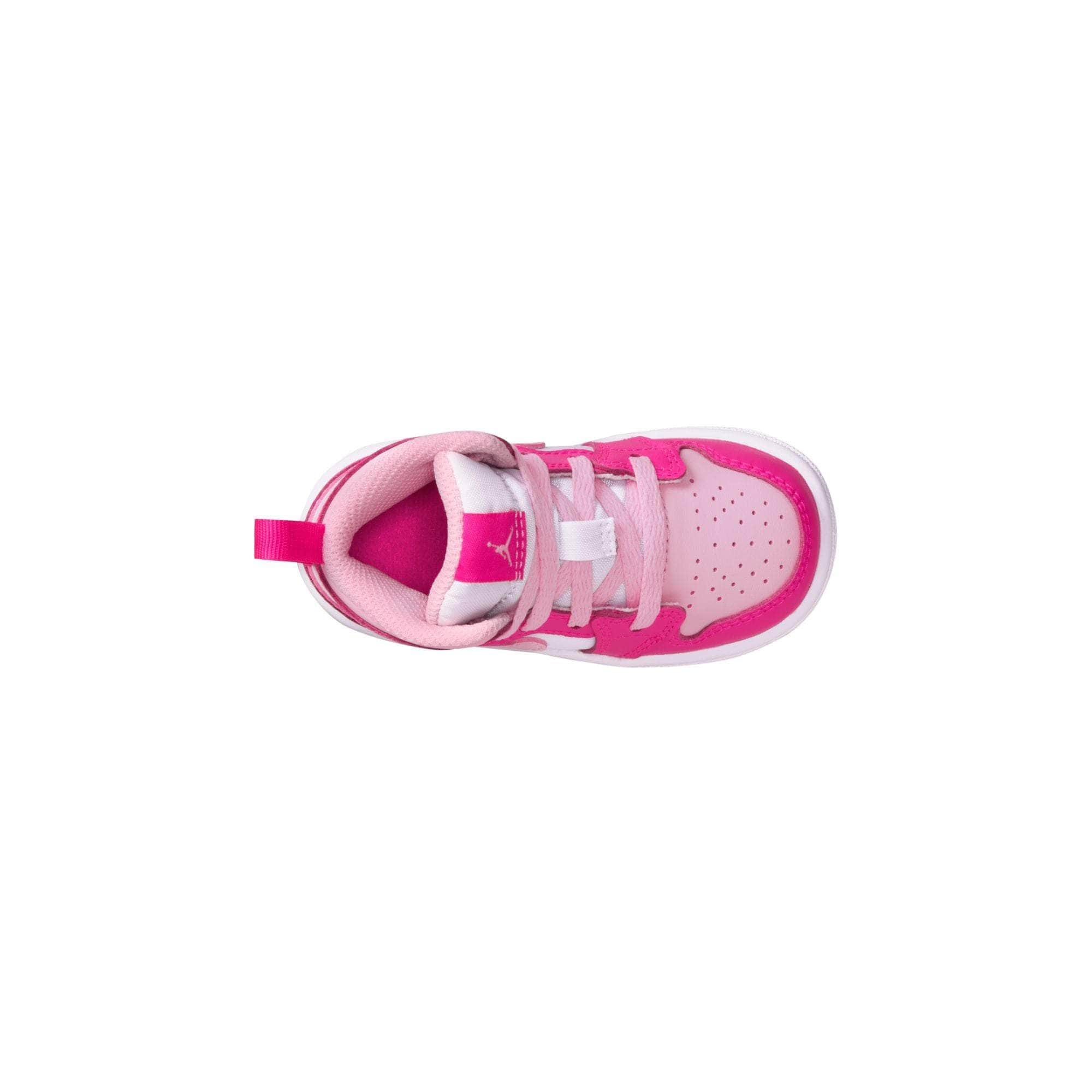 Pink jordan clearance toddler shoes