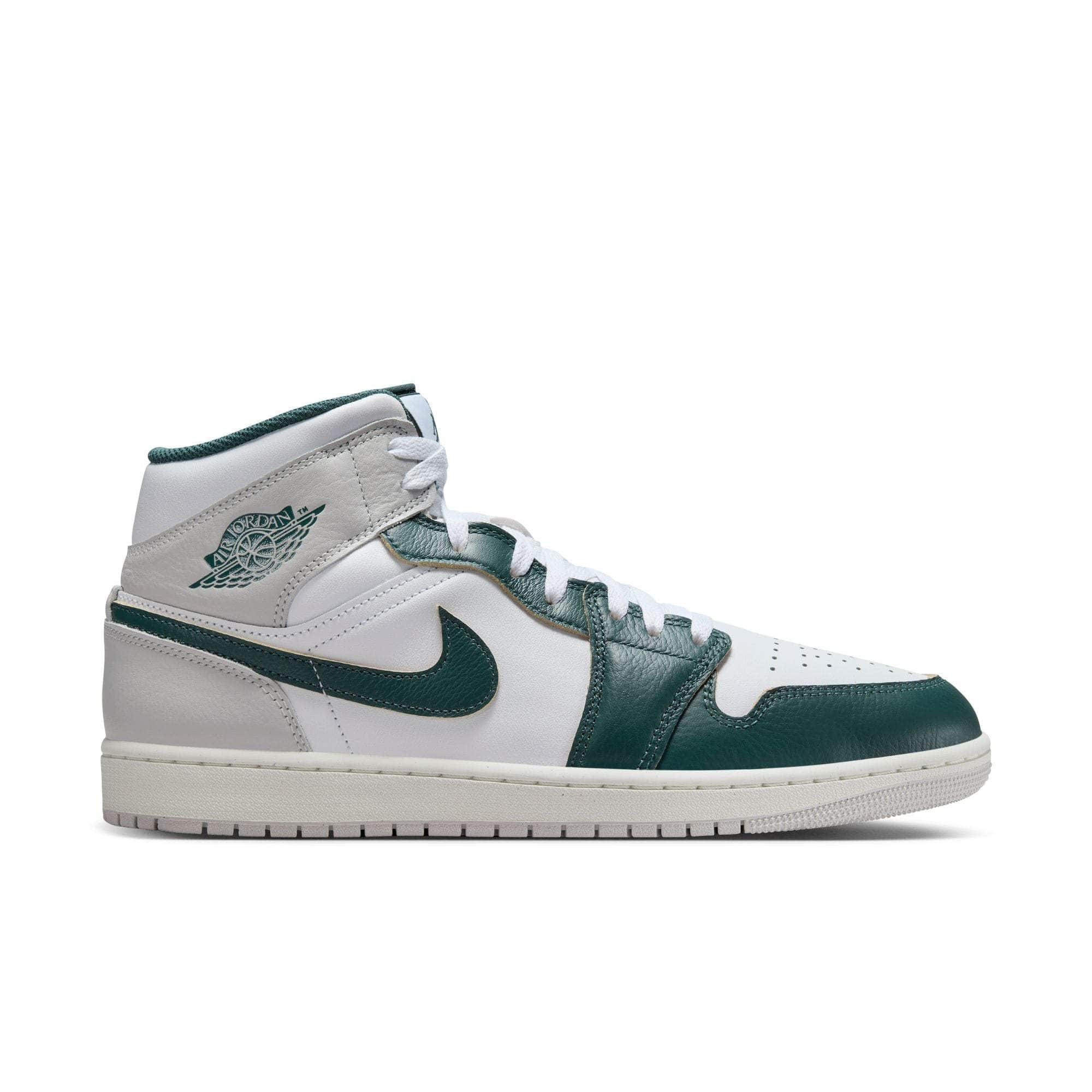 Air Jordan FOOTWEAR Air Jordan 1 Mid SE "Oxidized Green" - Men's