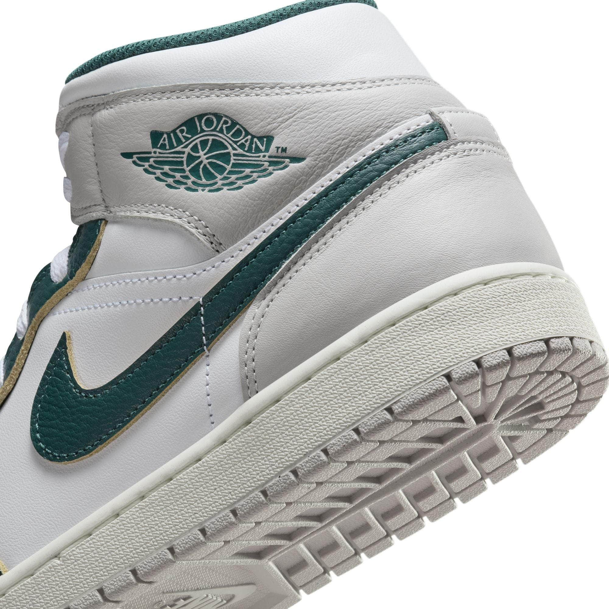 Air Jordan FOOTWEAR Air Jordan 1 Mid SE "Oxidized Green" - Men's