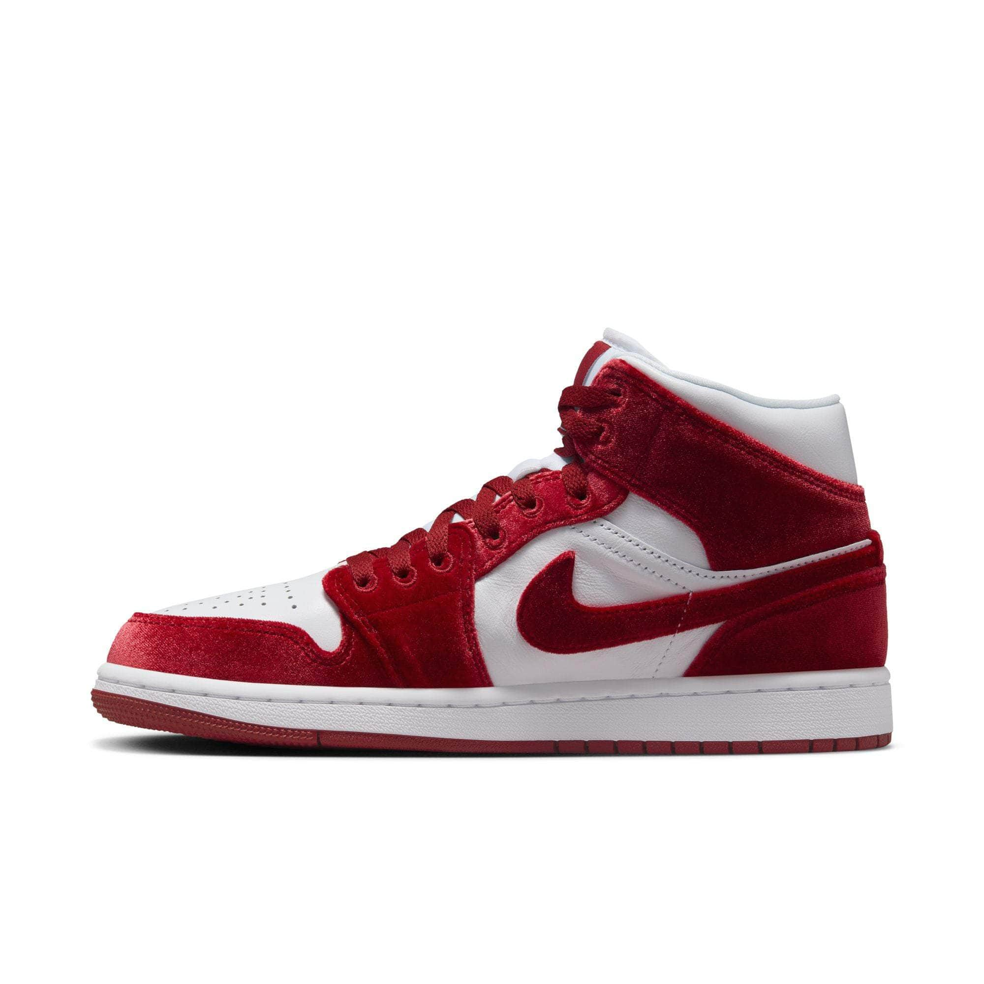 Air Jordan FOOTWEAR Air Jordan 1 Mid SE - Women's