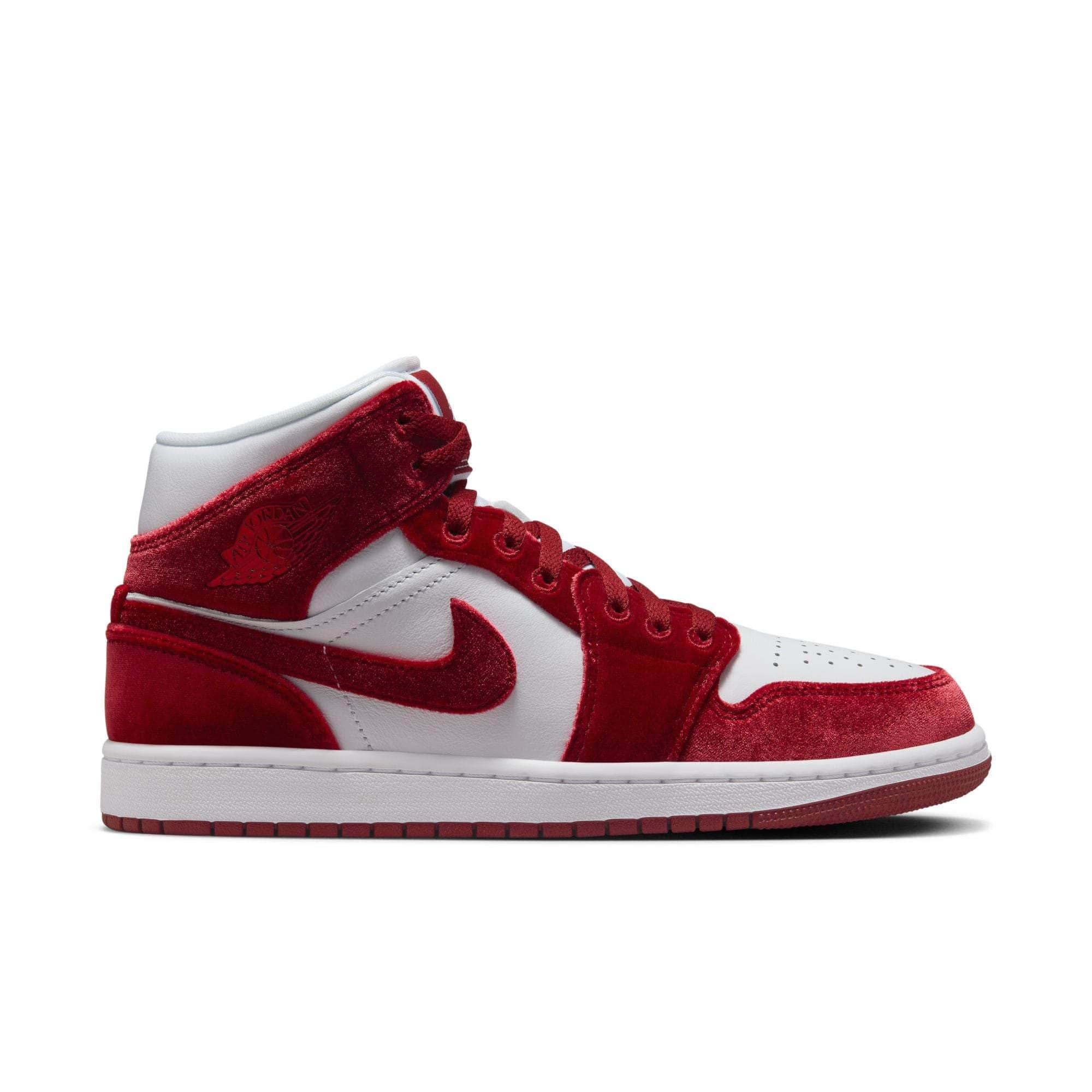 Air Jordan FOOTWEAR Air Jordan 1 Mid SE - Women's