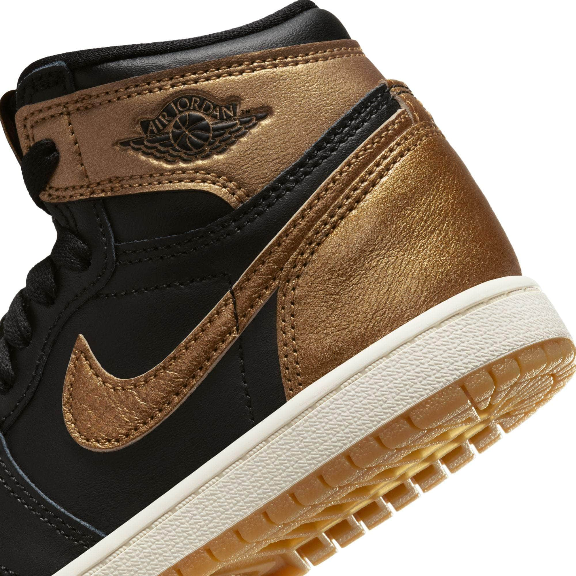 Air Jordan FOOTWEAR Air Jordan 1 Retro High OG "Black and Gold" - Kid's PS