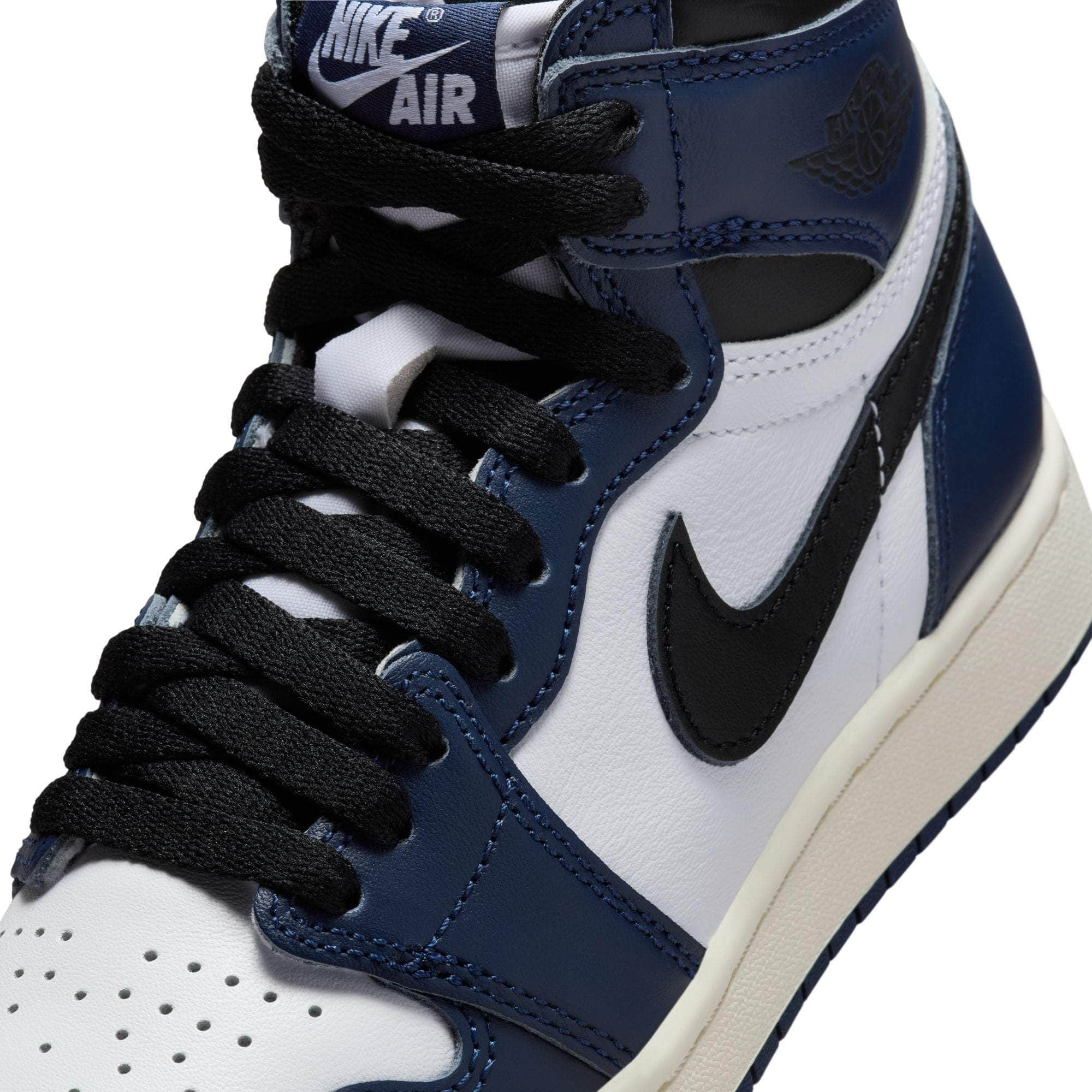 Air Jordan FOOTWEAR Air Jordan 1 Retro High OG "Midnight Navy" - Boy's Grade School