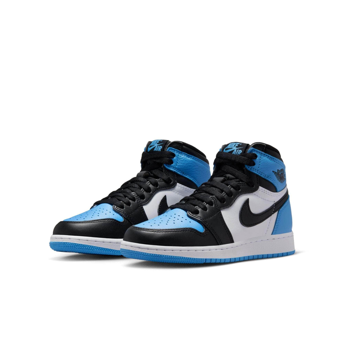 Air Jordan FOOTWEAR Air Jordan 1 Retro High OG "UNC Toe" - Boy's GS