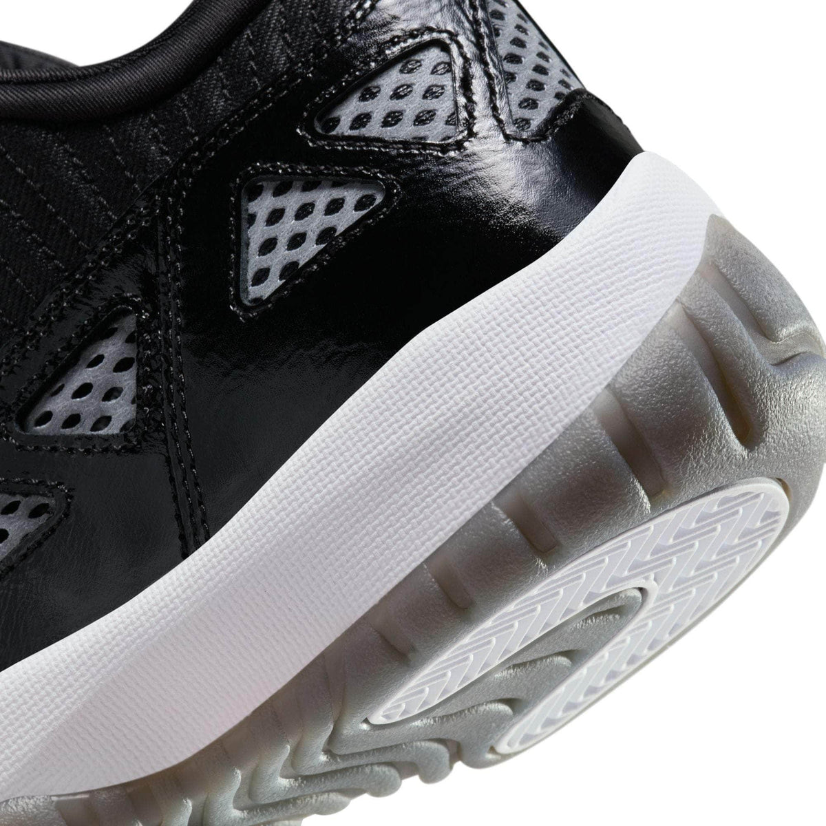Air Jordan FOOTWEAR Air Jordan 11 Retro Low IE "Black White" - Men's