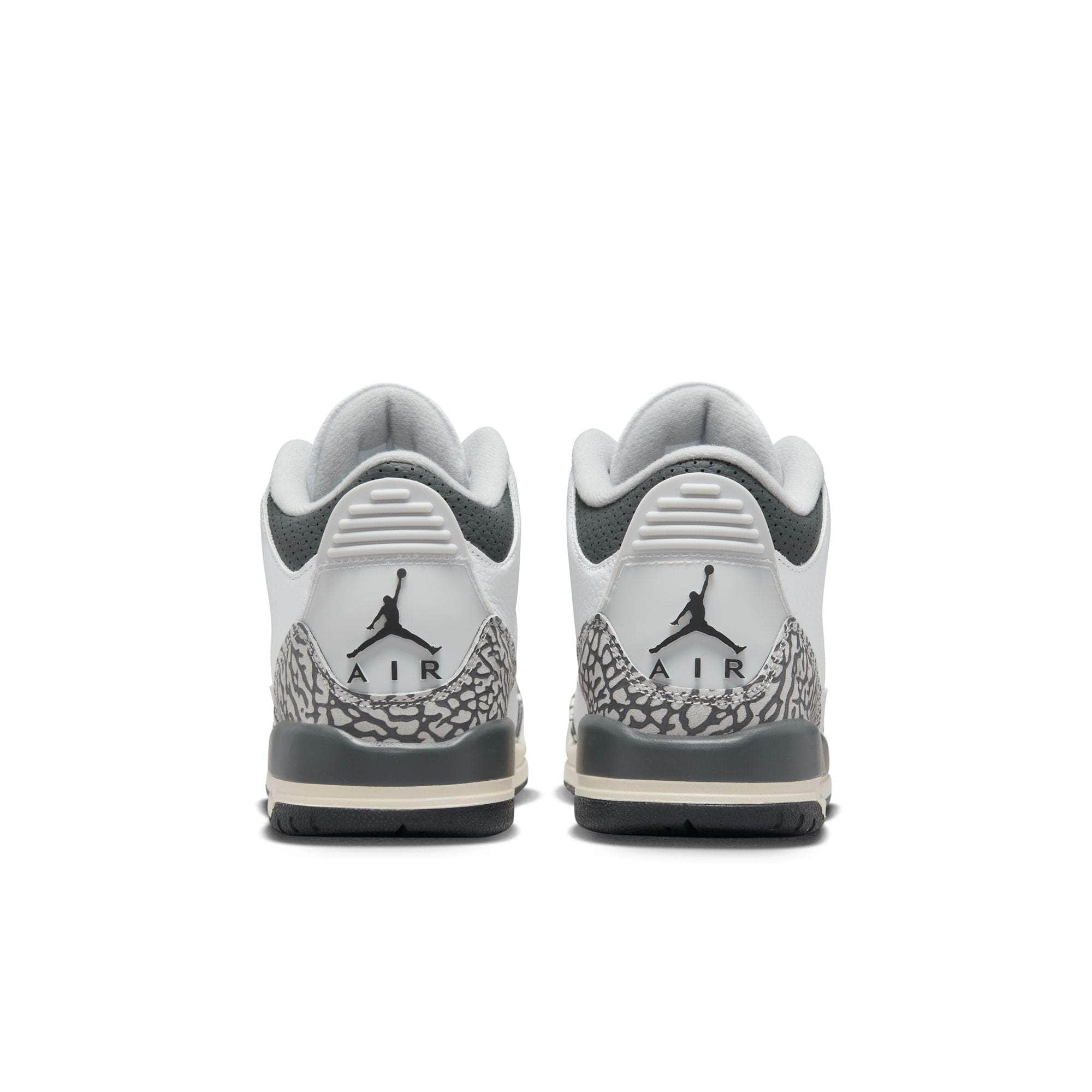 Air Jordan 3 Retro 