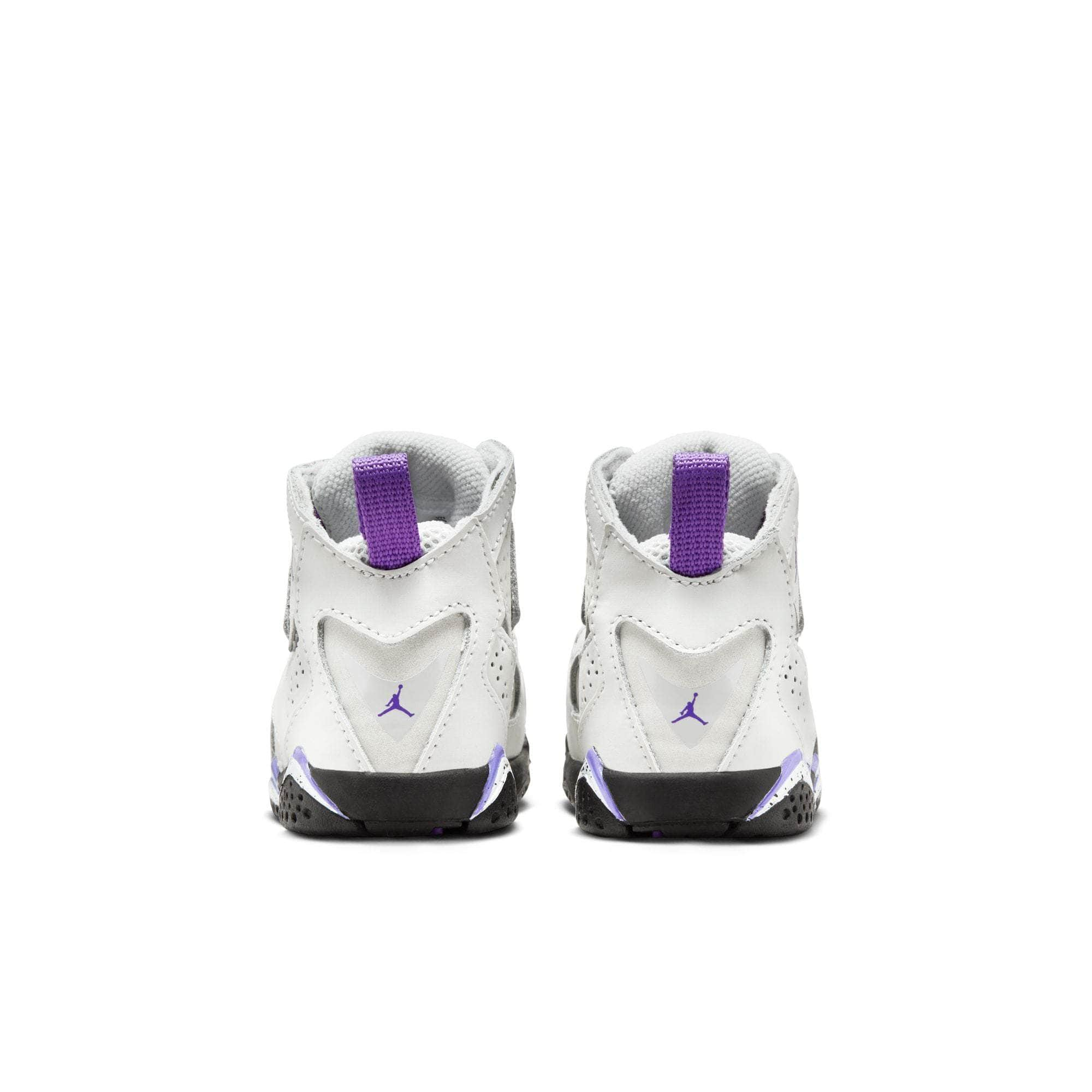 Jordan true flight black best sale and purple