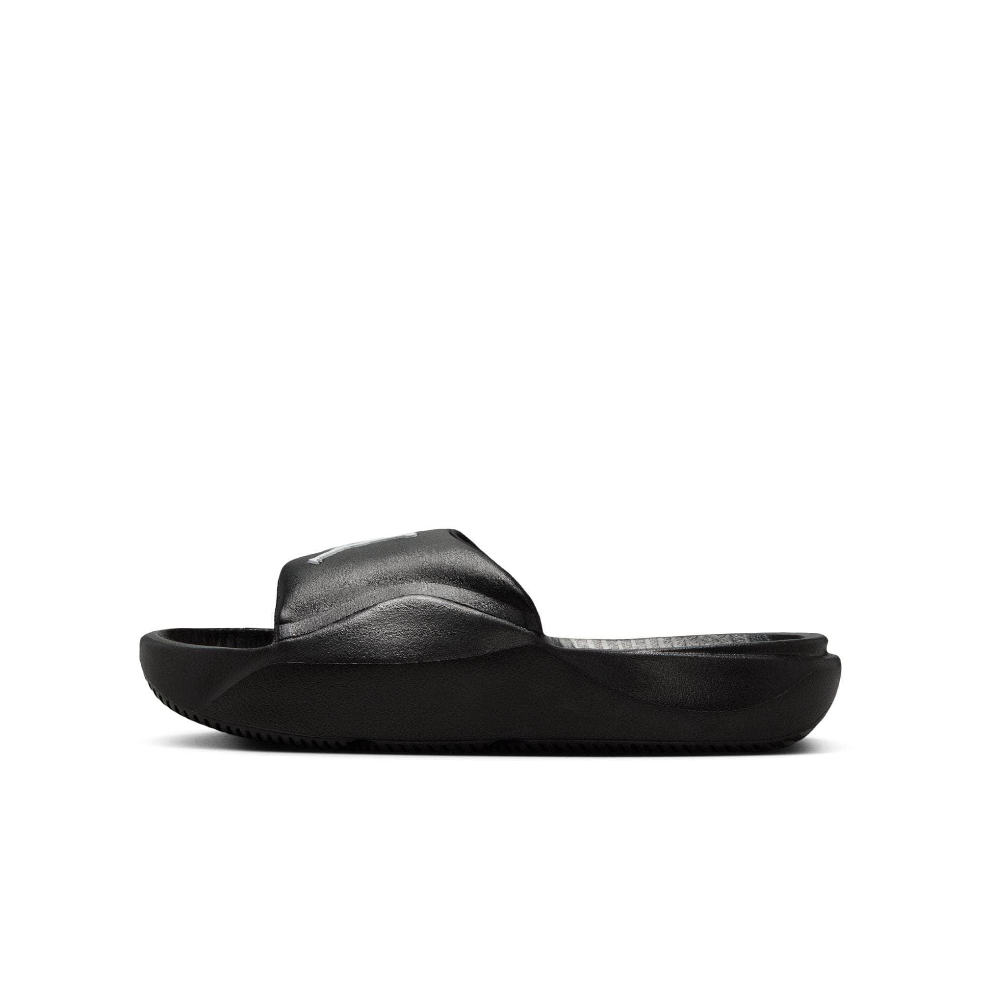 ★送料・関税込★NIKE★JORDAN FRANCHISE SLIDE★ Nike Men's Jordan Franchise Slides - Black / White — Just