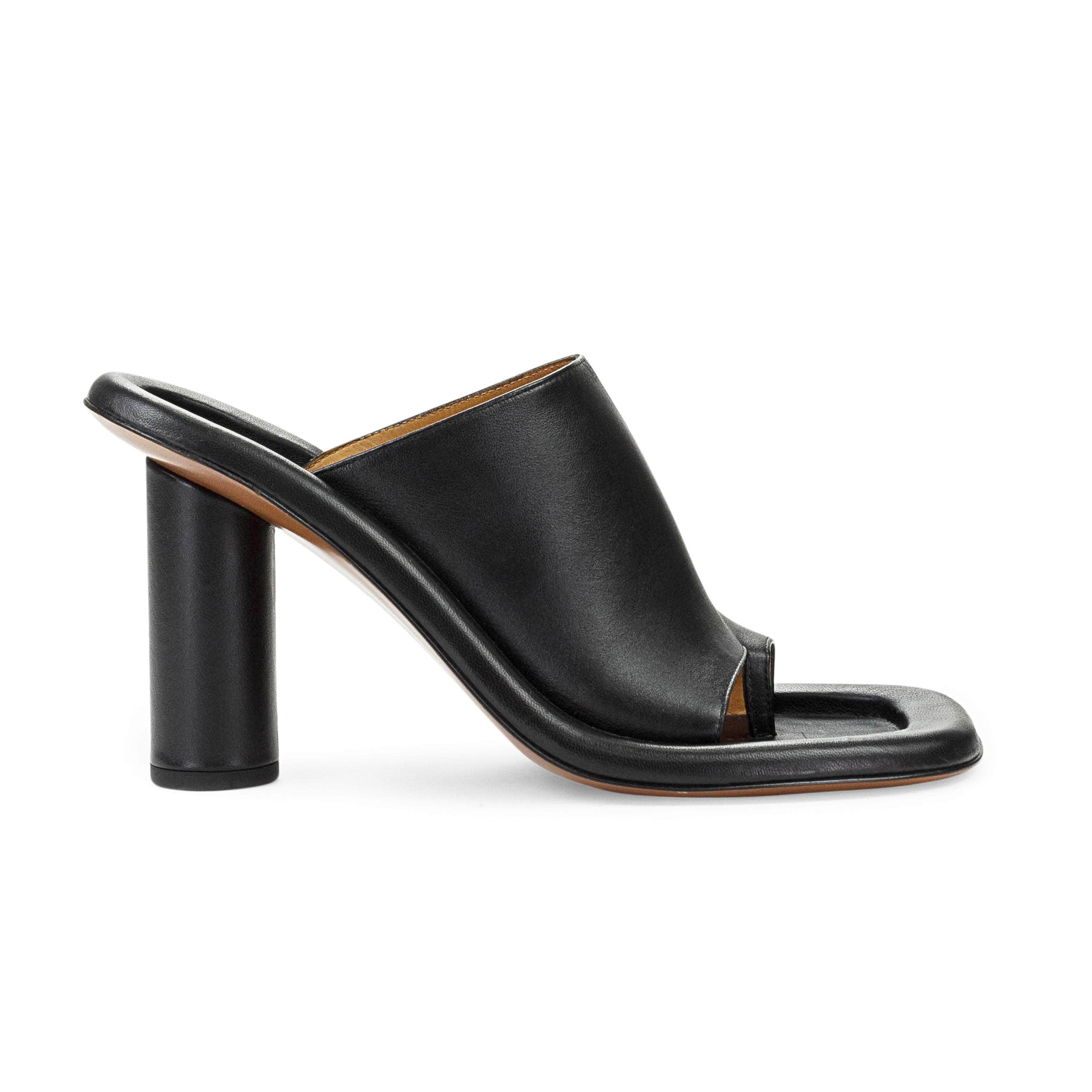 Ambush 95-AMB-2005/37 NIB AMBUSH Black Leather Cushion Slip On Mule Pumps Size 37 $925 95-AMB-2005/37