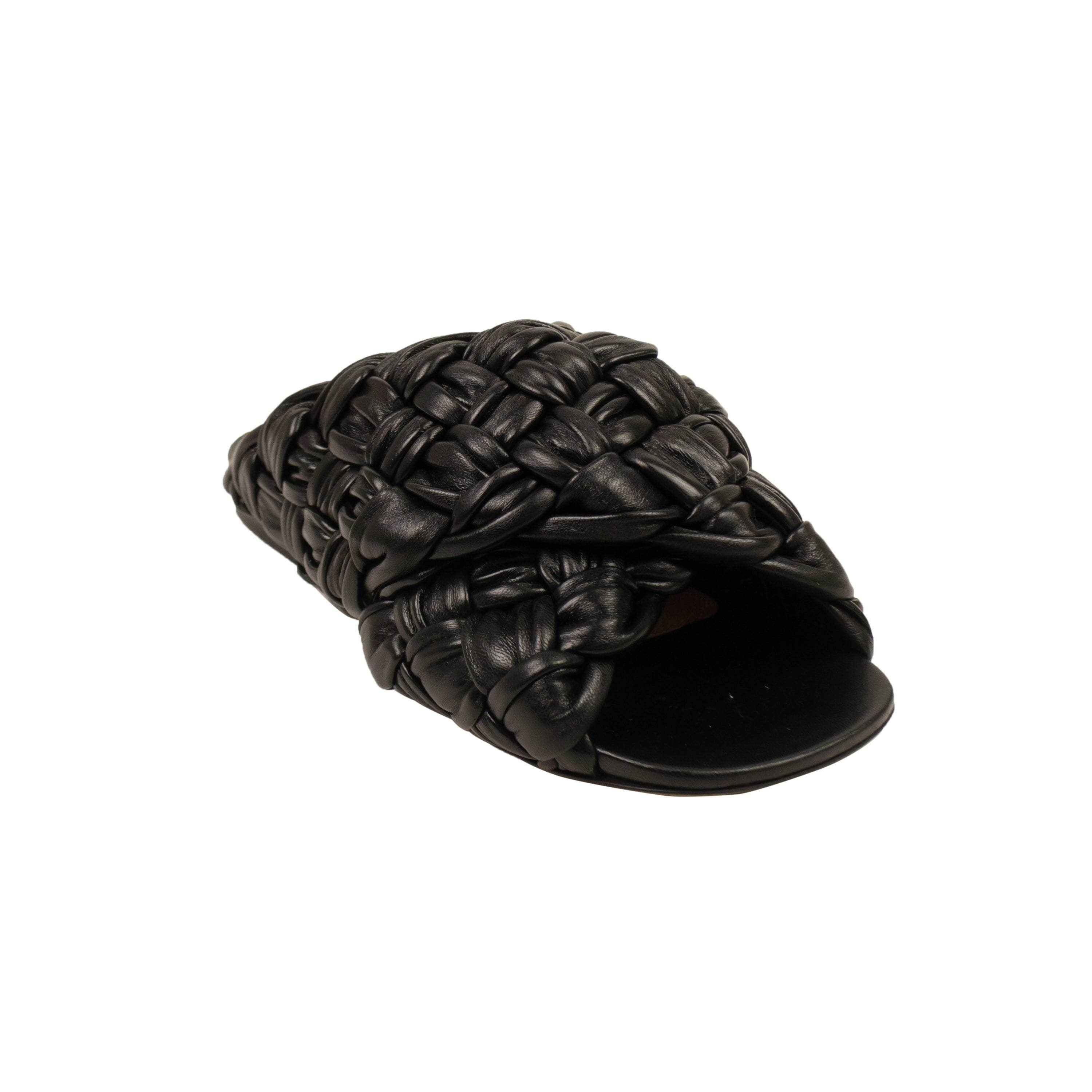 Bottega Veneta BTV-XFTW-0002/35.5 NIB BOTTEGA VENETA Black Board Leather Slides Size 5.5/35.5 $1270 BTV-XFTW-0002/35.5