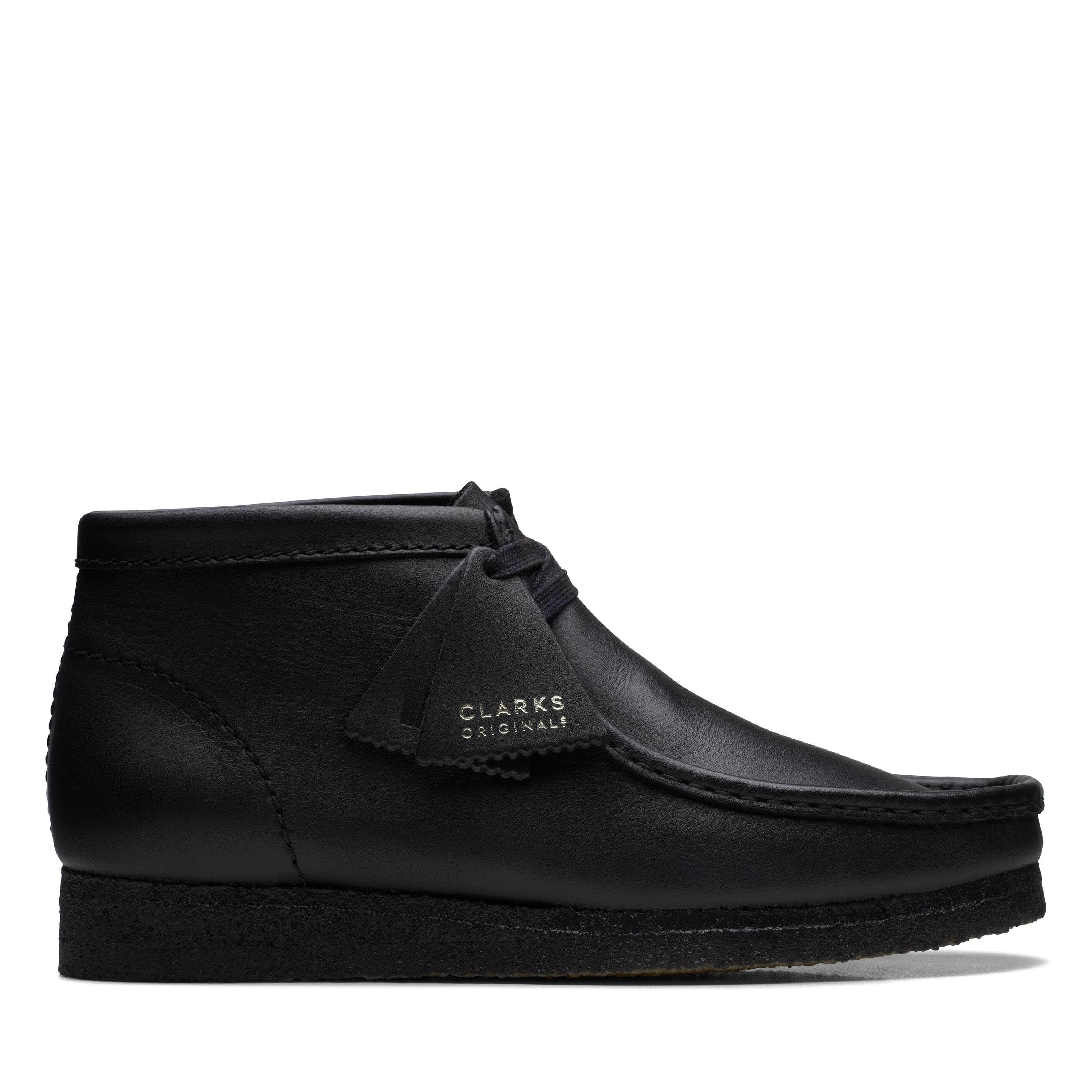 Clarks FOOTWEAR Clarks Wallabee Boot Black Leather - Men's