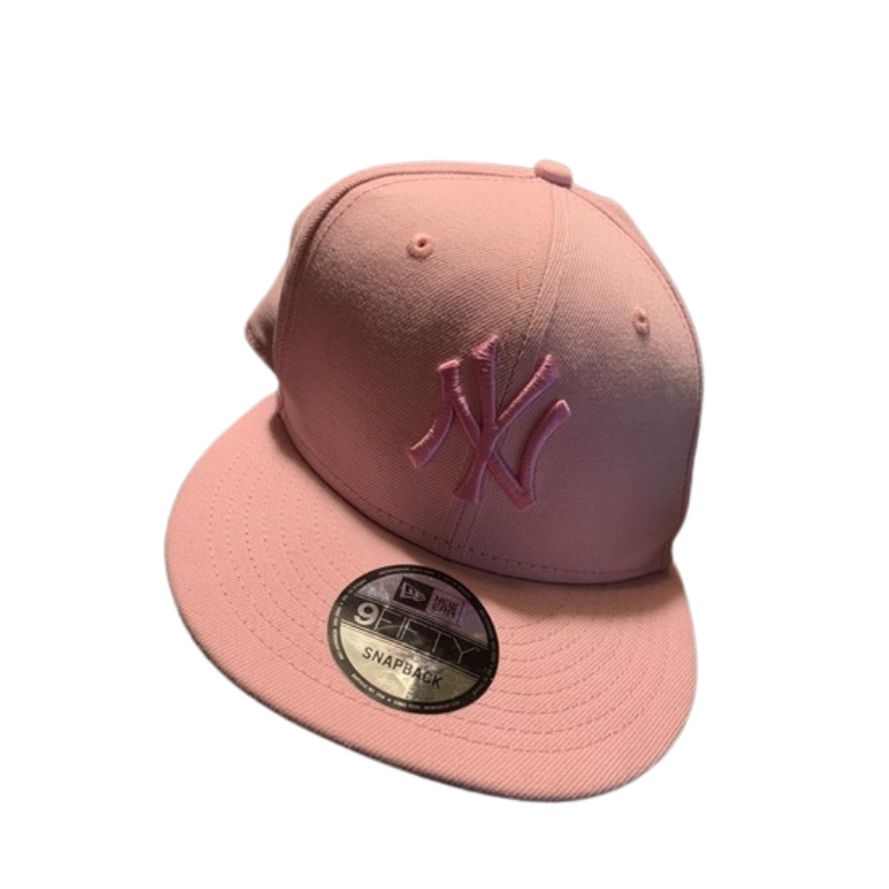 New Era New York Yankees Pink 9Fifty Snapback Cap Brand New