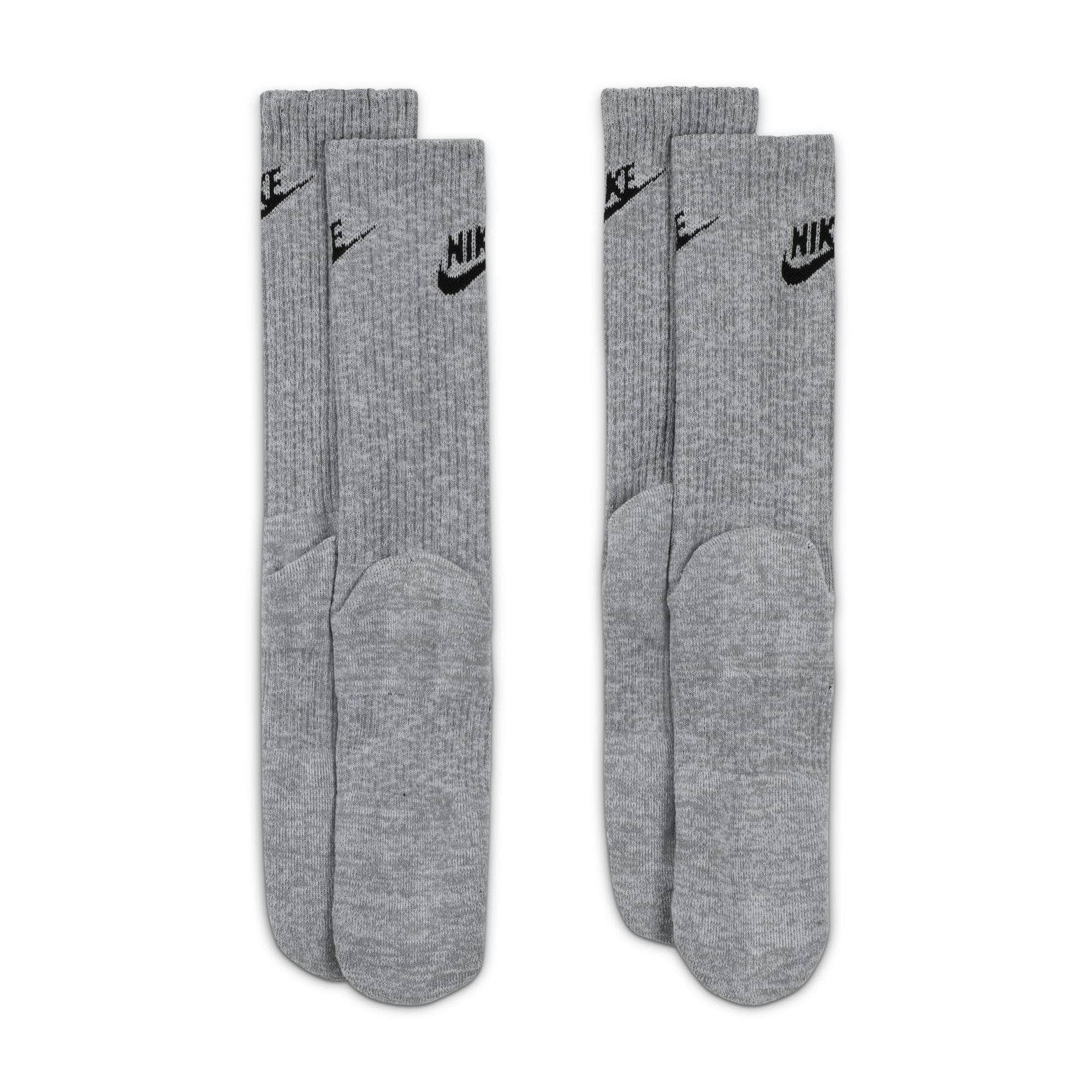 NIKE Apparel Nike Everyday Plus Cushioned Crew Socks