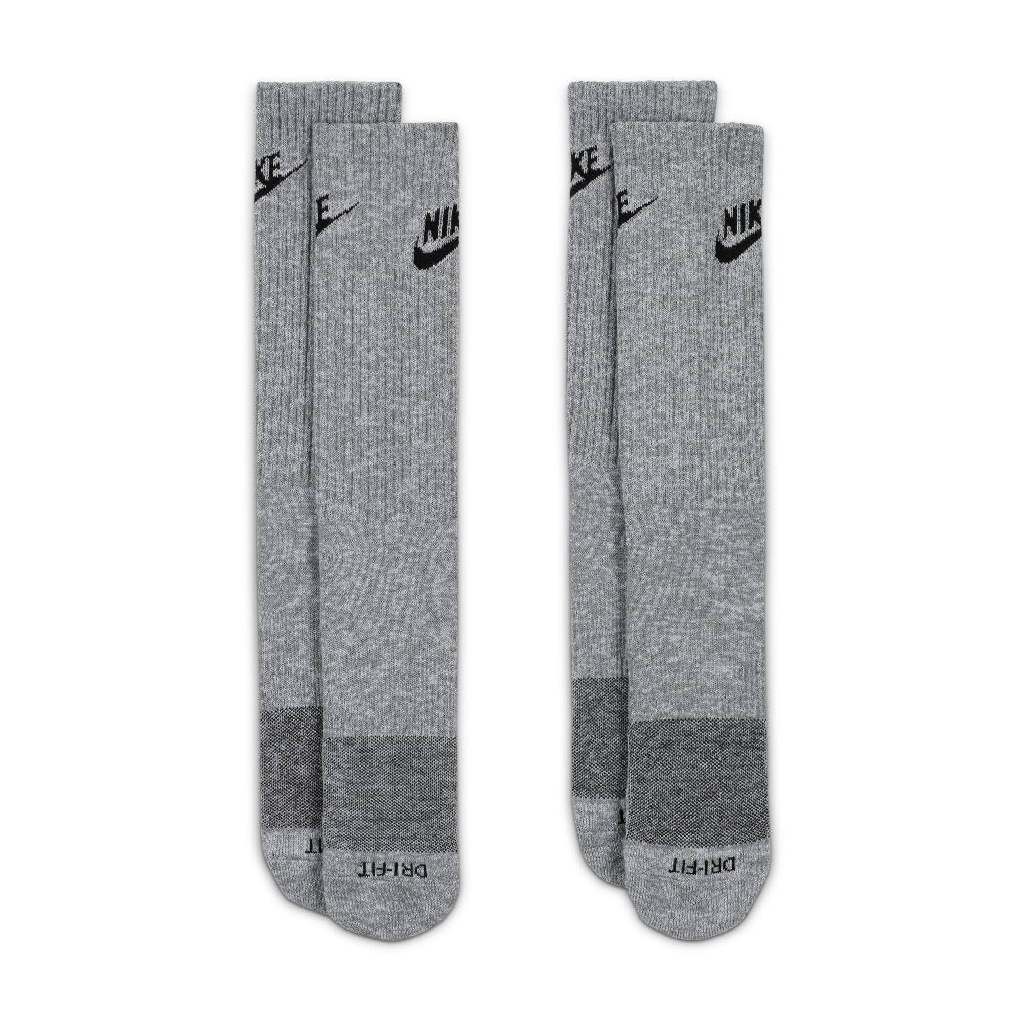 NIKE Apparel Nike Everyday Plus Cushioned Crew Socks