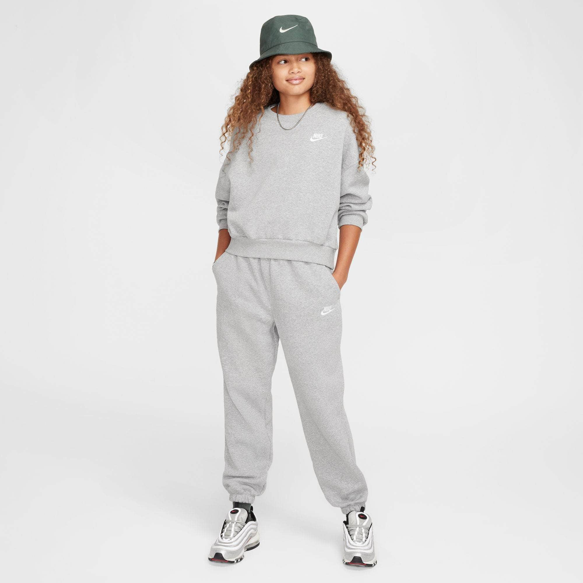 Nike APPAREL Nike Sportswear Club Fleece Boxy Crew-Neck Sweatshirt - Girl's