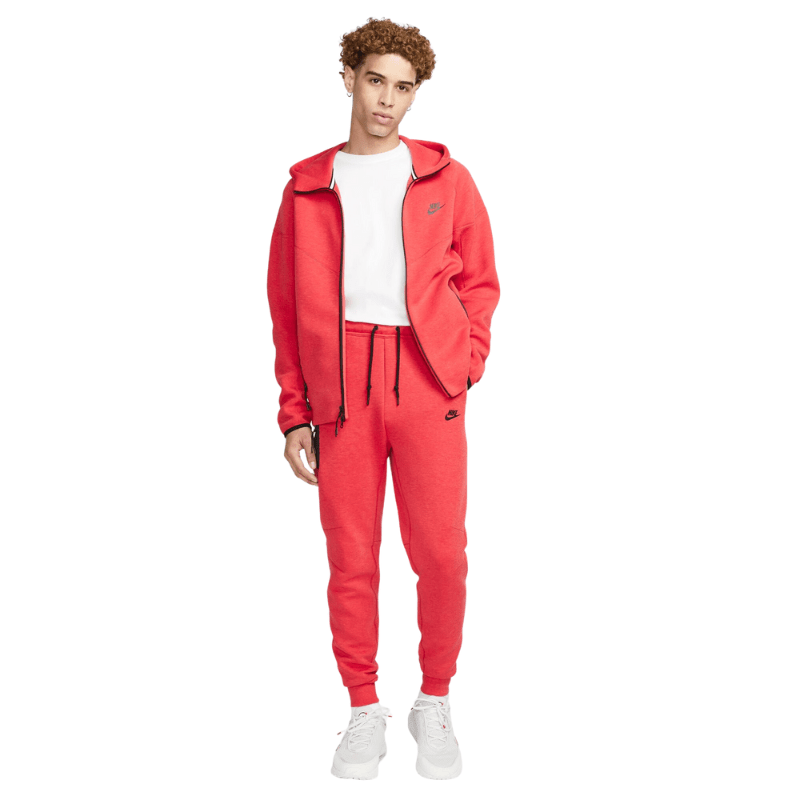 Mens red 2025 nike joggers