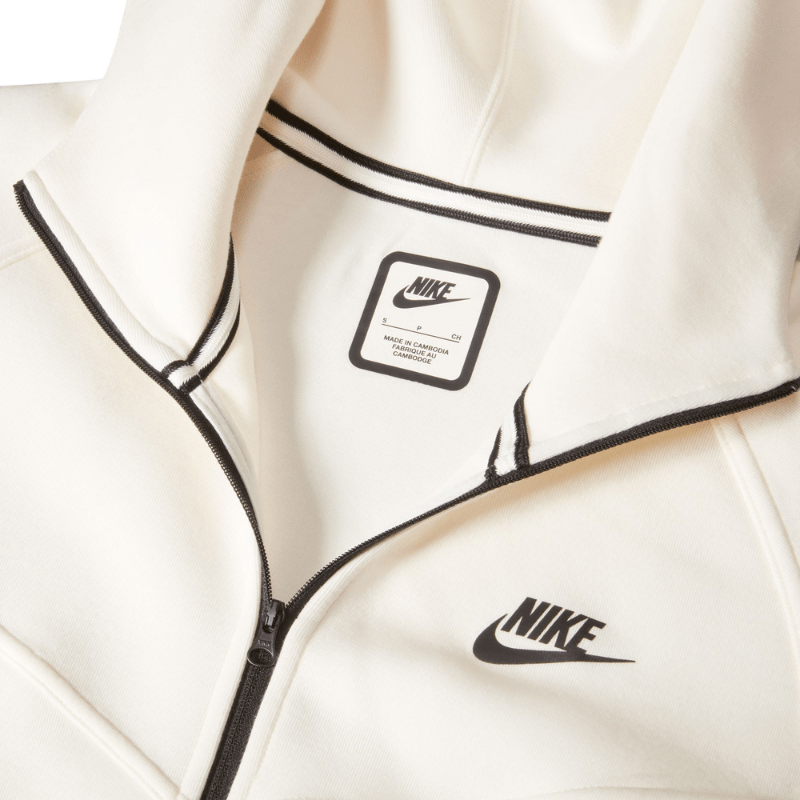 Nike APPAREL Nike Sportswear Tech Fleece Windrunner Full-Zip Hoodie - Women's