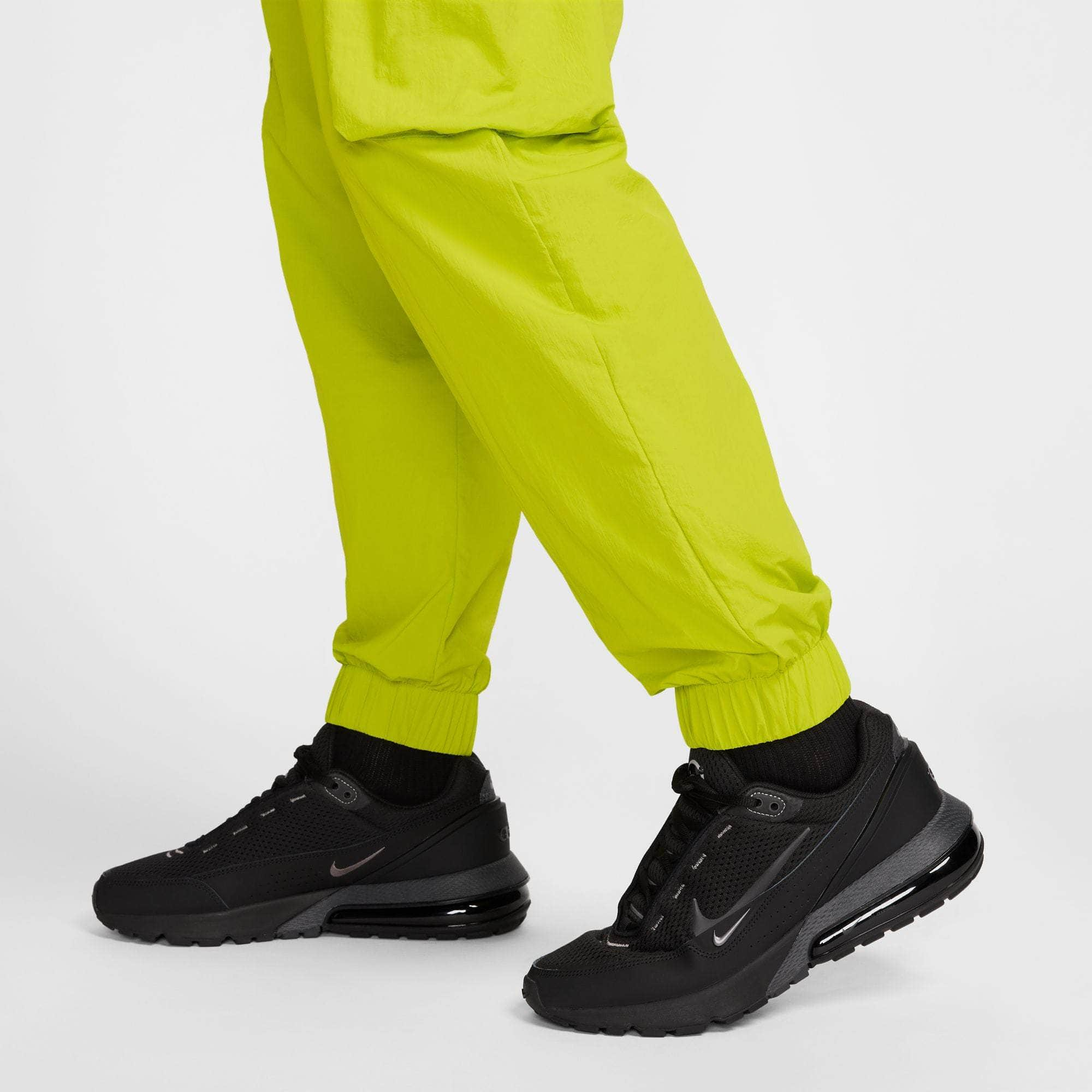 Nike APPAREL Nike Tech Woven Cargo Pants - Men's