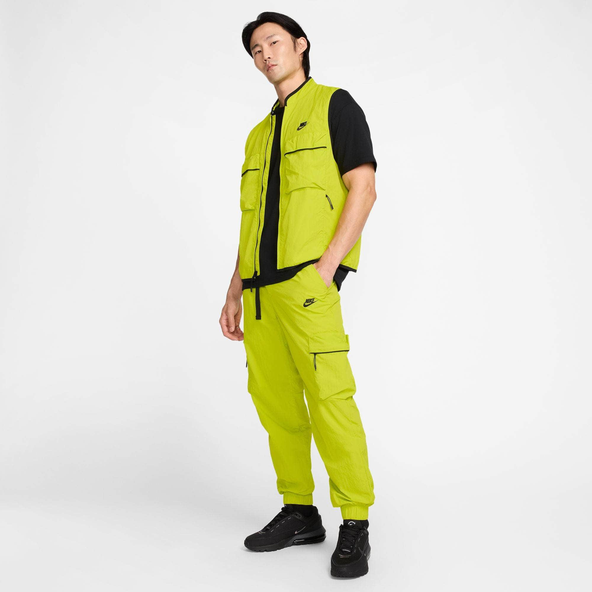 Nike APPAREL Nike Tech Woven Cargo Pants - Men's