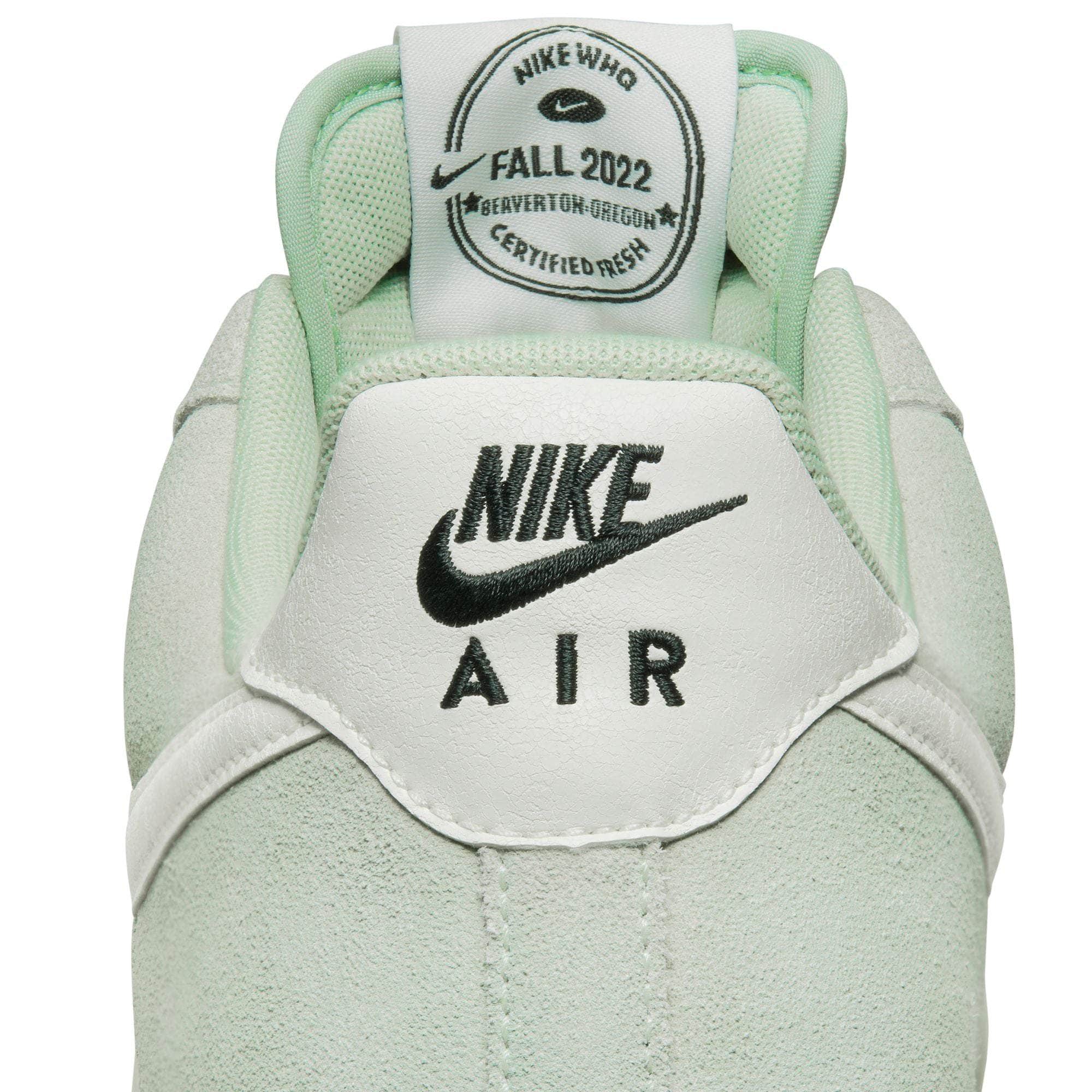 NIKE FOOTWEAR Nike Air Force 1 '07 LV8 - Men's