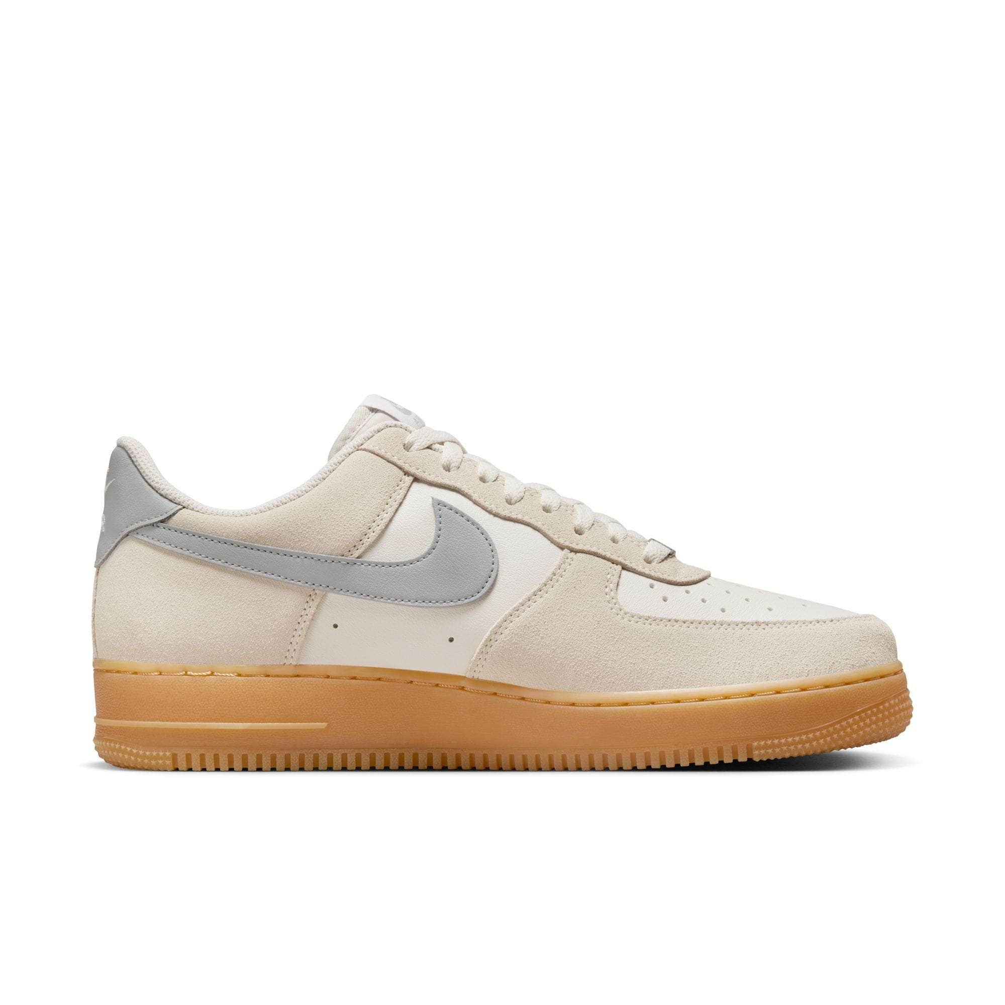 Nike FOOTWEAR Nike Air Force 1 '07 LV8 - Men's