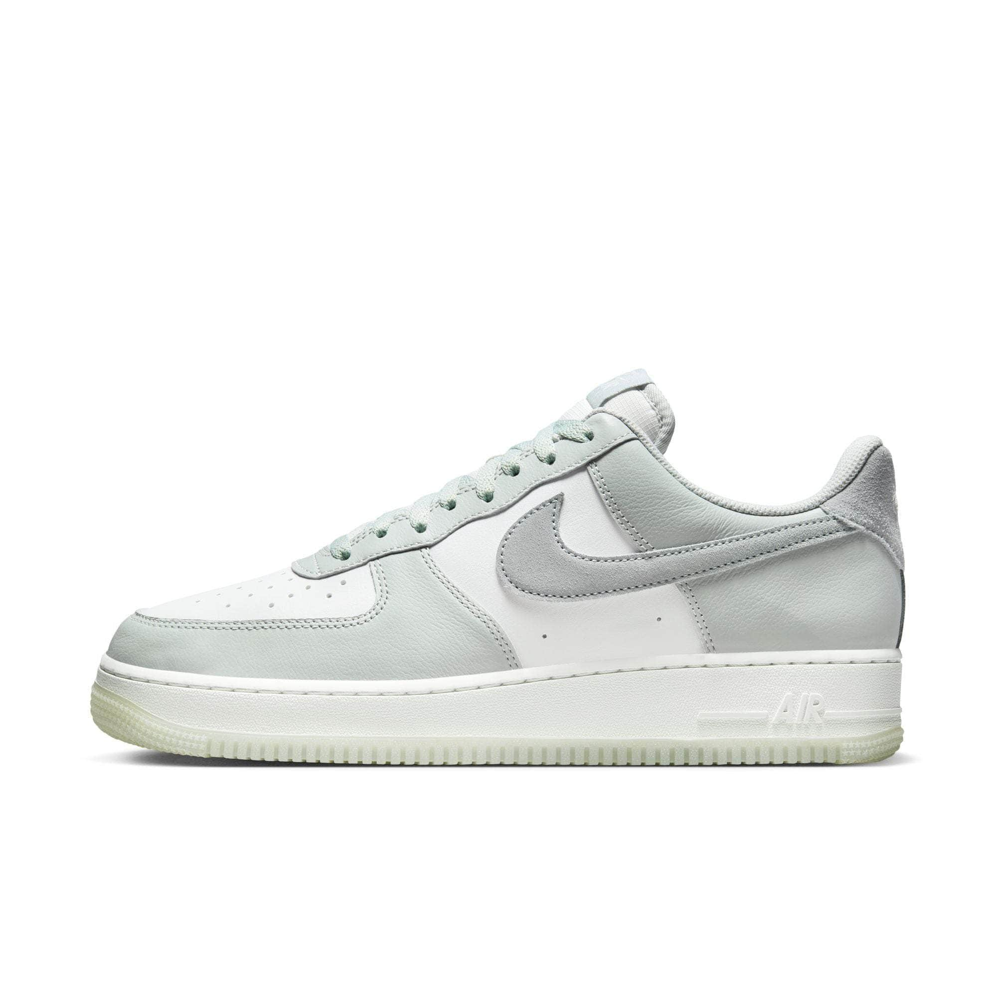 Nike FOOTWEAR Nike Air Force 1 '07 LV8 - Men's