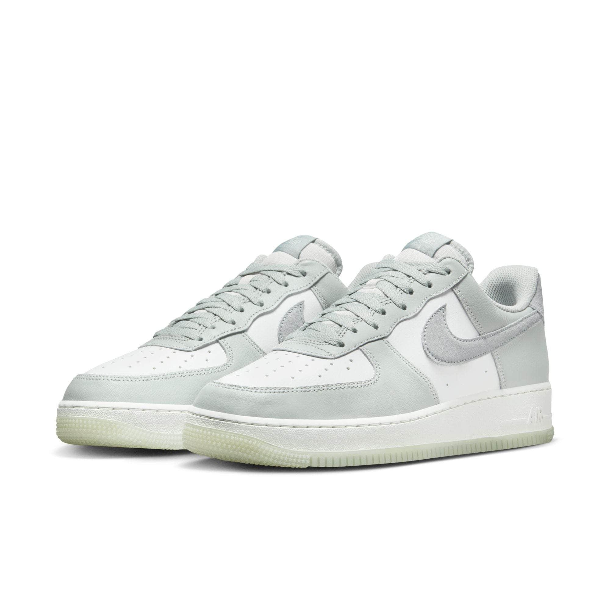 Nike FOOTWEAR Nike Air Force 1 '07 LV8 - Men's