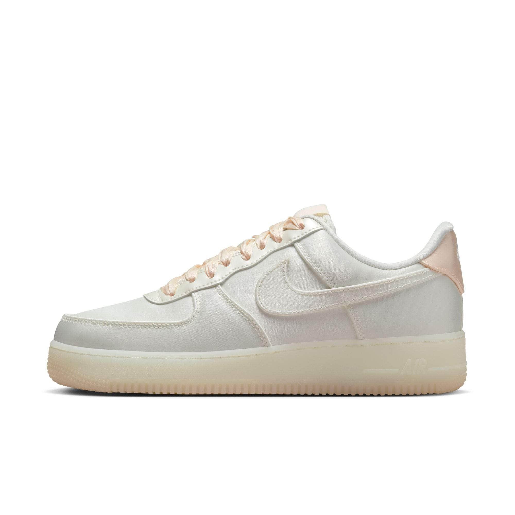 Nike FOOTWEAR Nike Air Force 1 ’07 LV8 - Women's