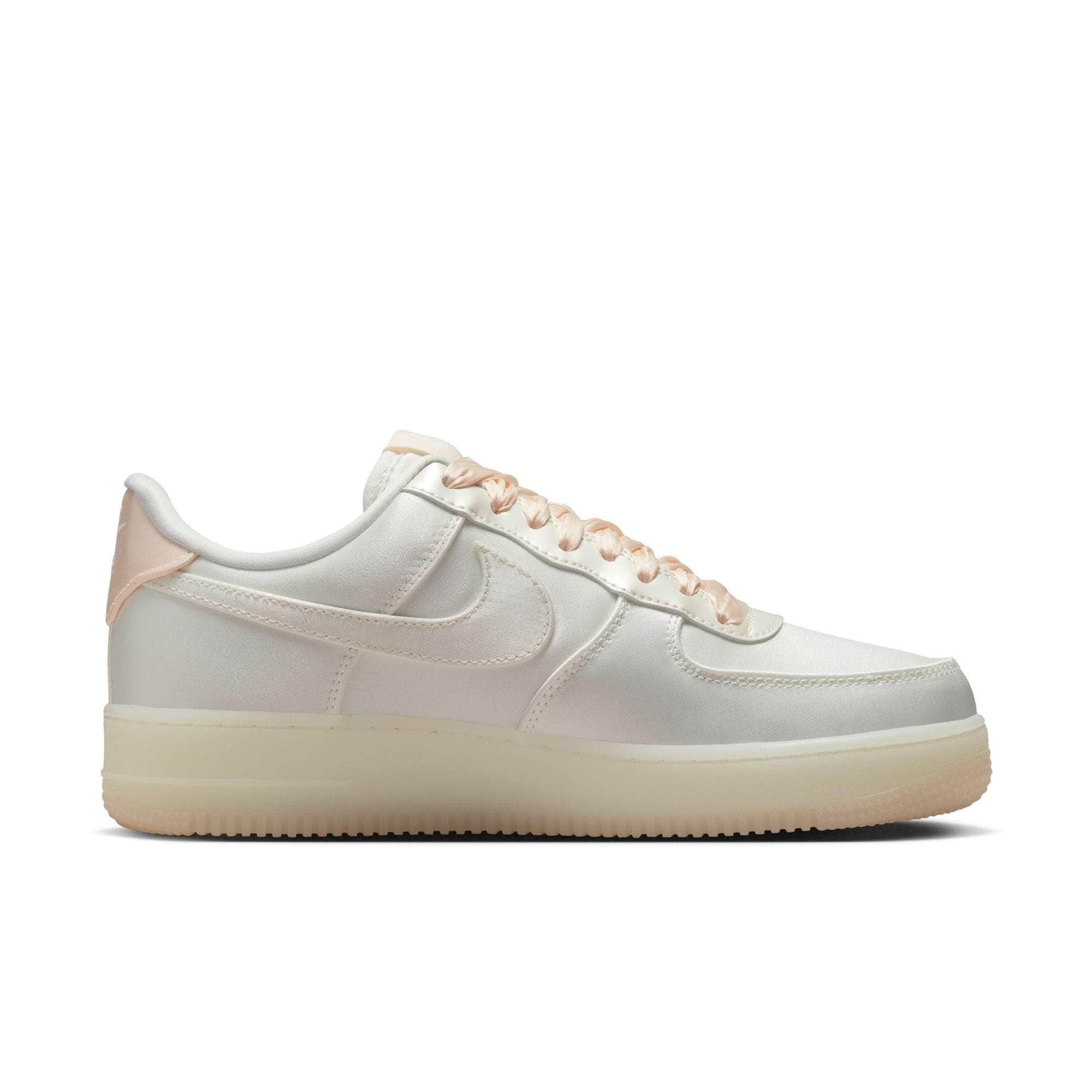 Nike FOOTWEAR Nike Air Force 1 ’07 LV8 - Women's