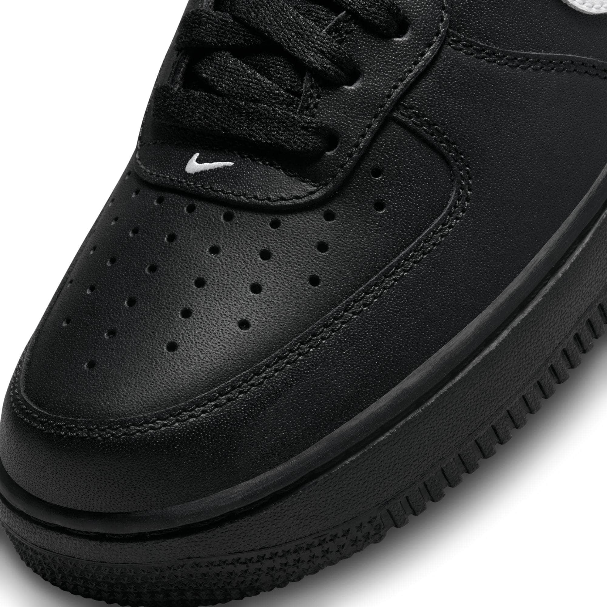 Nike FOOTWEAR Nike Air Force 1 '07 - Men's