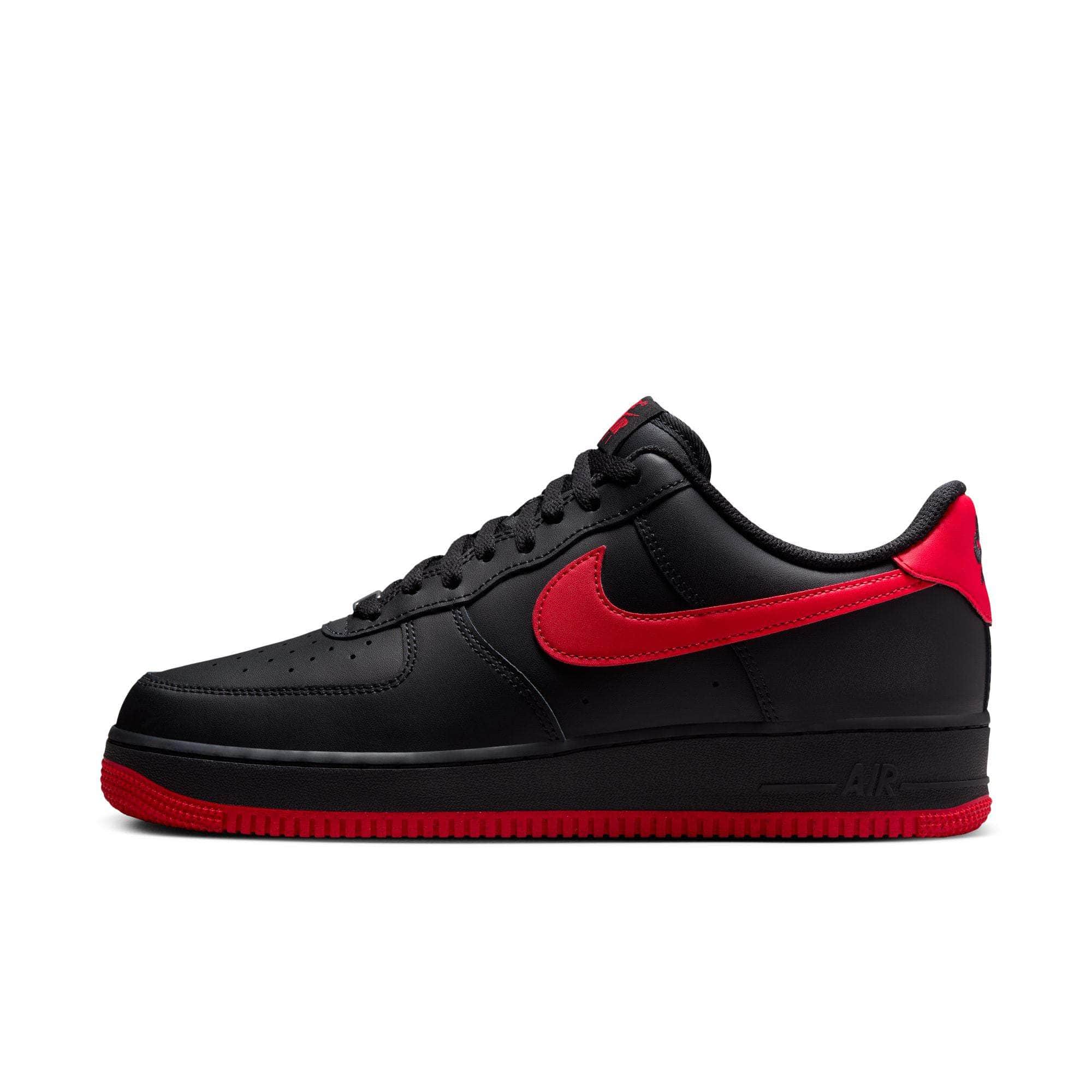 Nike FOOTWEAR Nike Air Force 1 '07 - Men's