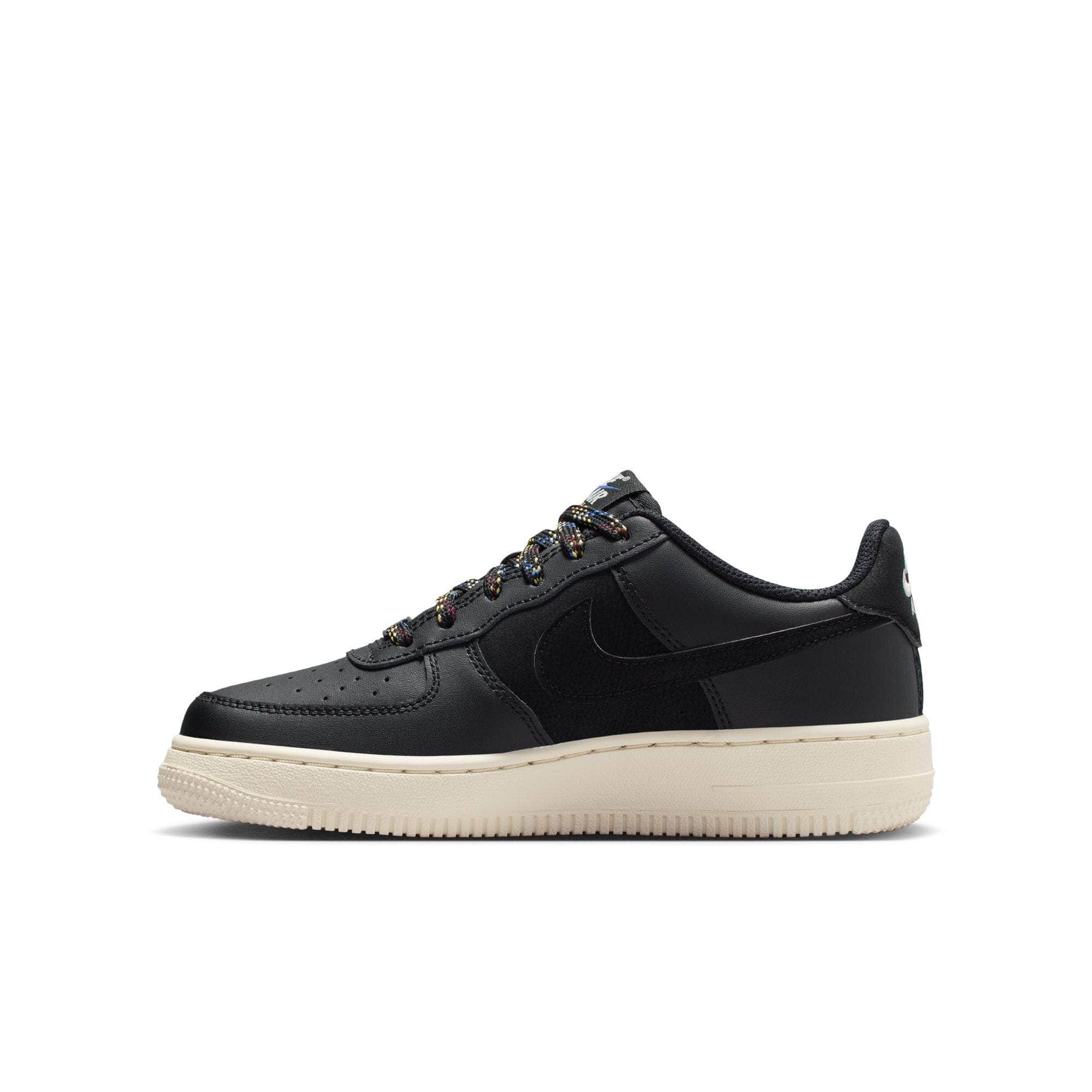 nike force 1 lv8 adults