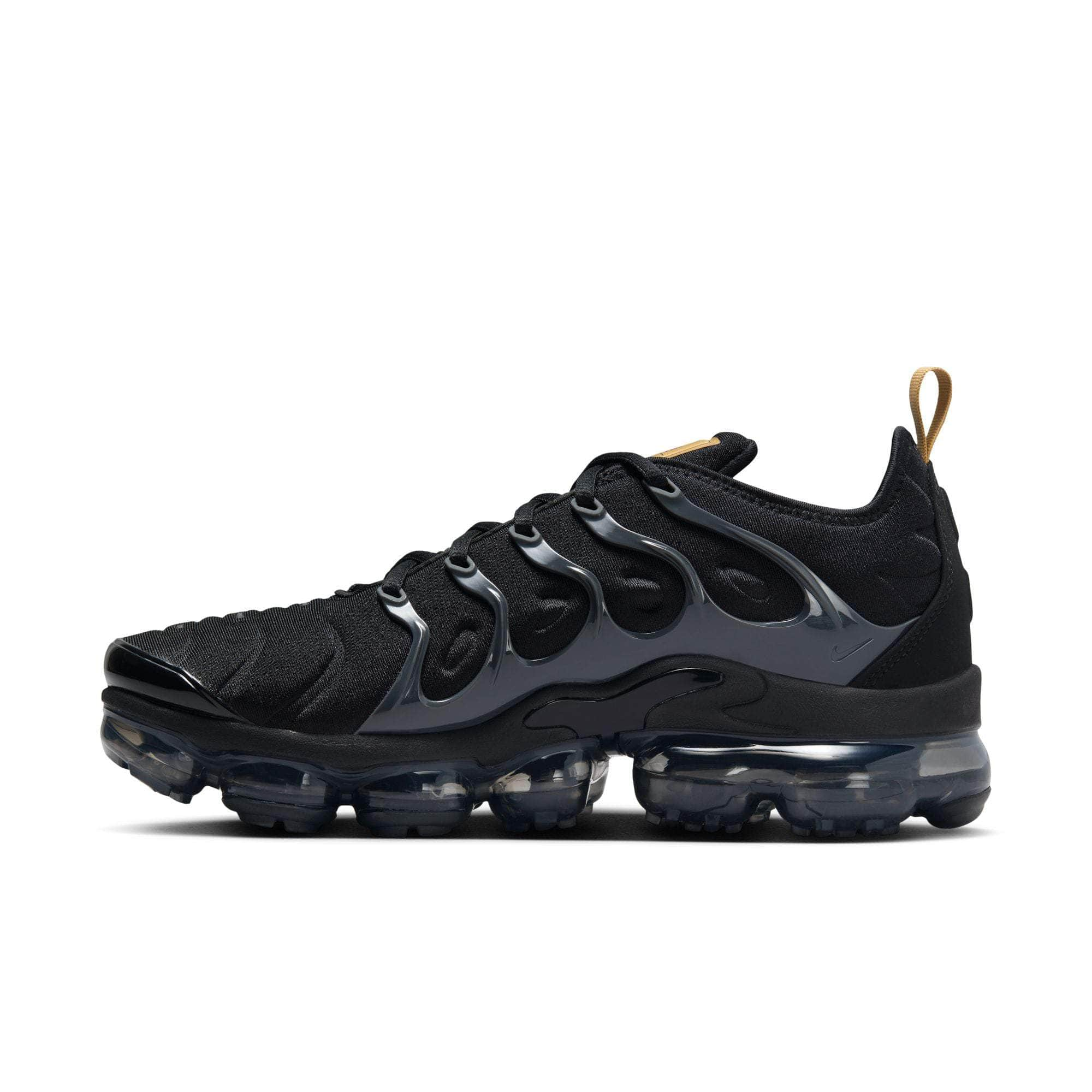 Nike FOOTWEAR Nike Air Vapormax Plus "Black Metallic Gold" - Men's