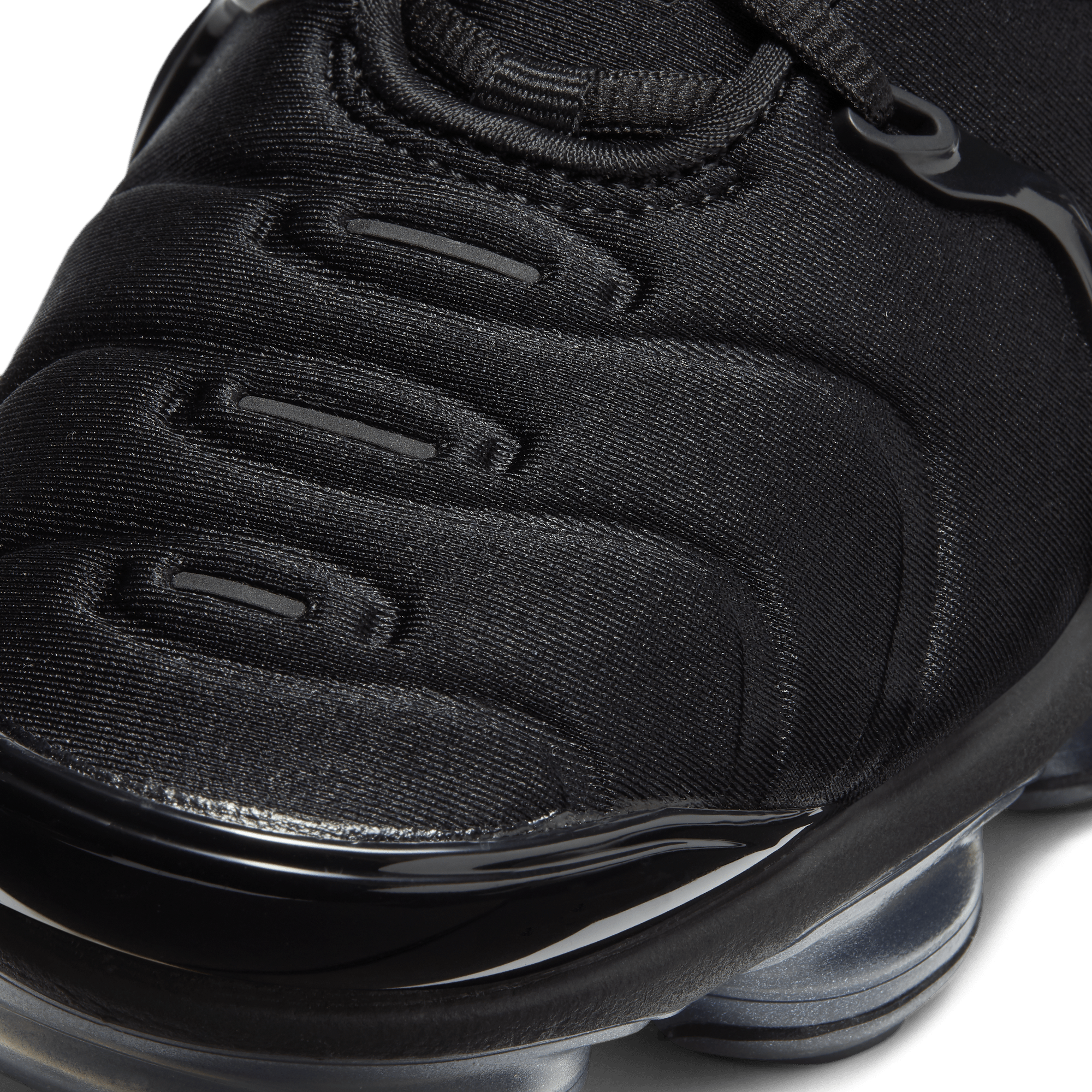 Womens vapormax 2025 plus triple black