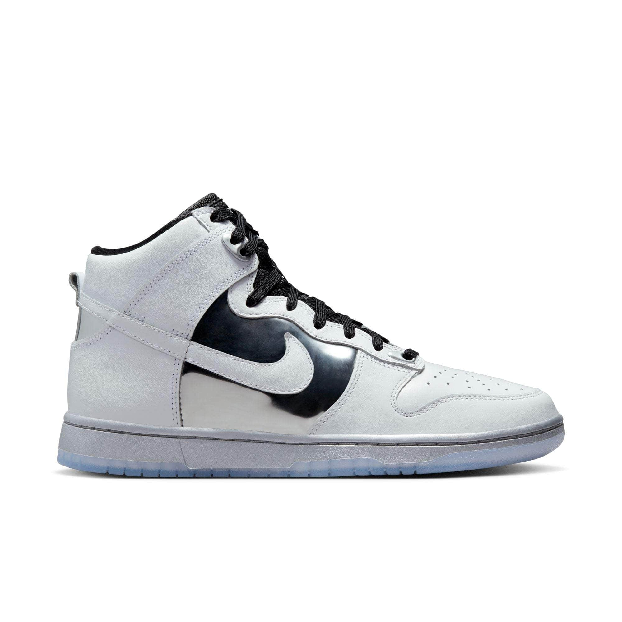 NIKE FOOTWEAR Nike Dunk High Chrome - Women's