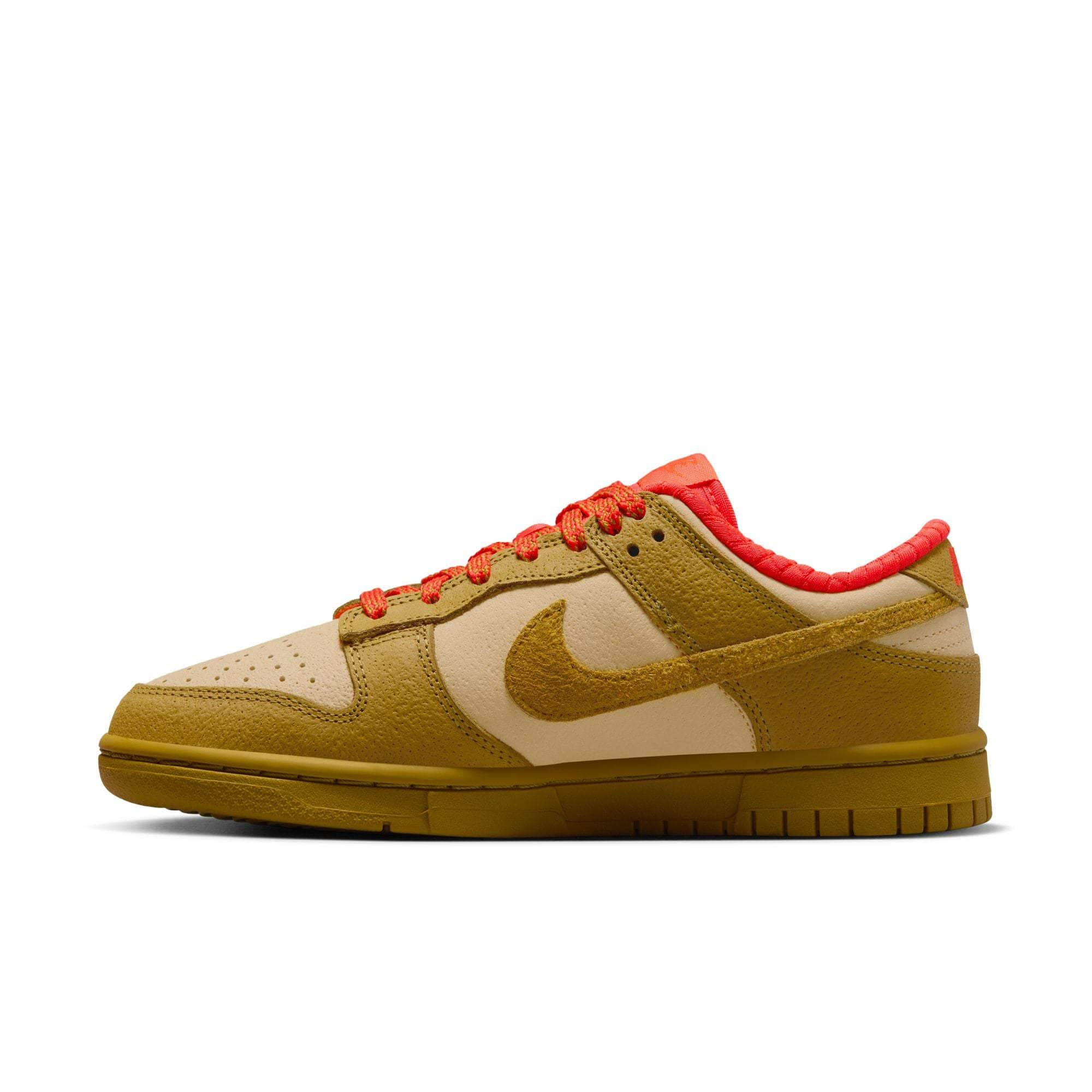 w nike dunk low sesame bronzine picante red