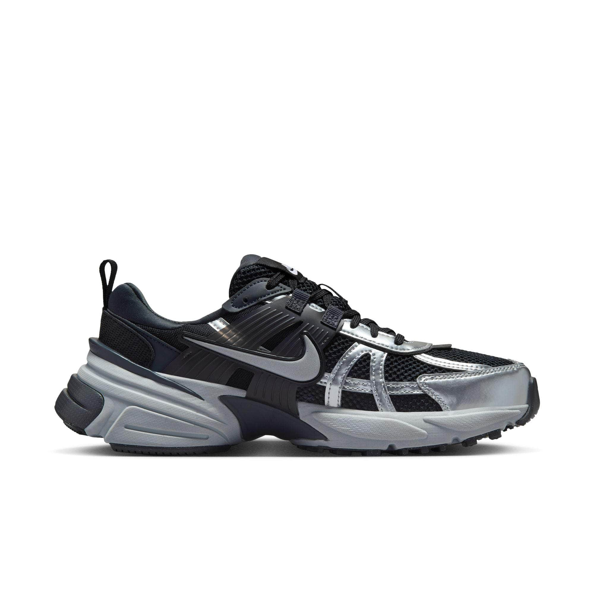 Nike FOOTWEAR Nike V2K Run - Women's