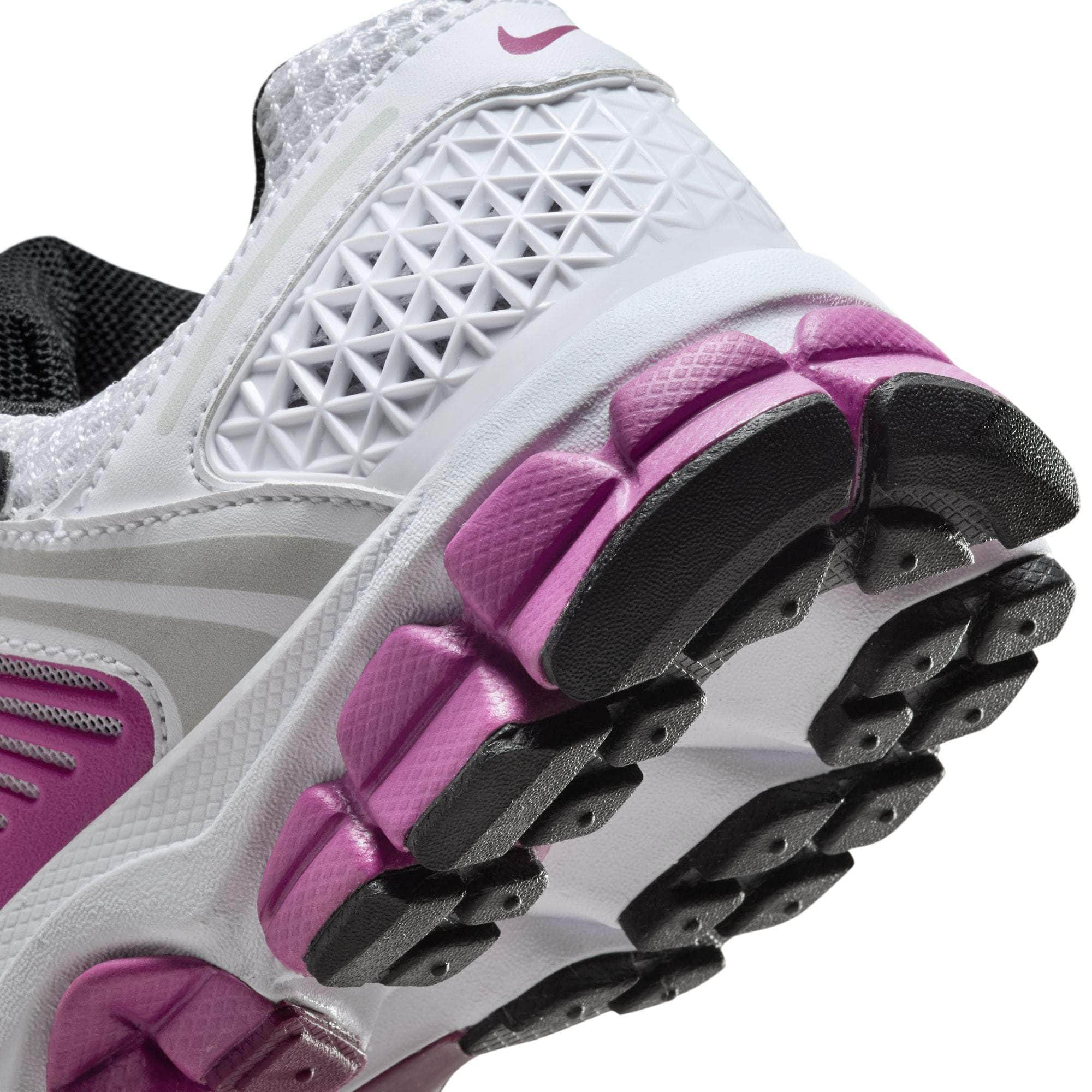 Nike FOOTWEAR Nike Vomero 5 "Hot Fuchsia" - Boy's Grade School