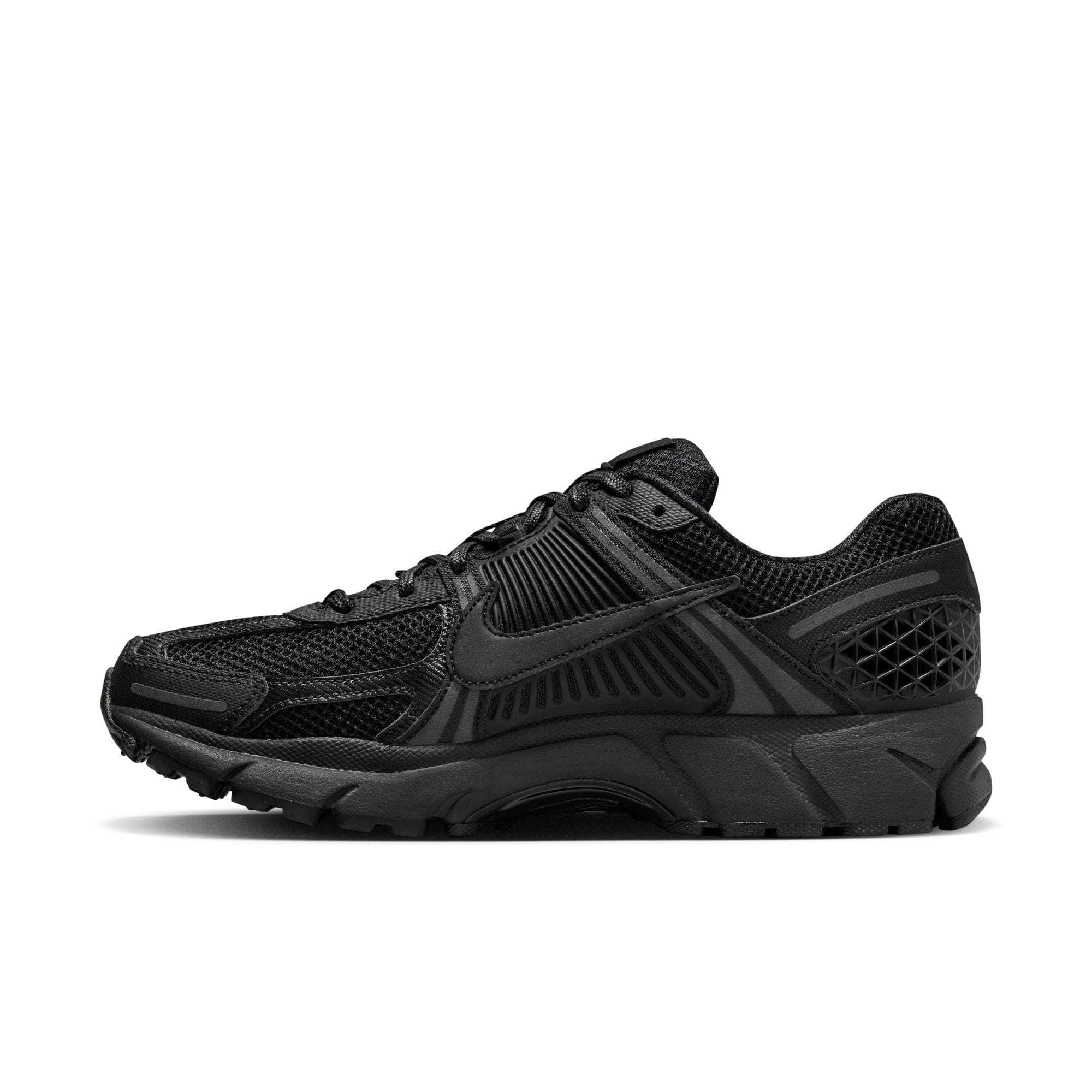 Nike FOOTWEAR Nike Vomero 5 Triple Black - Men's